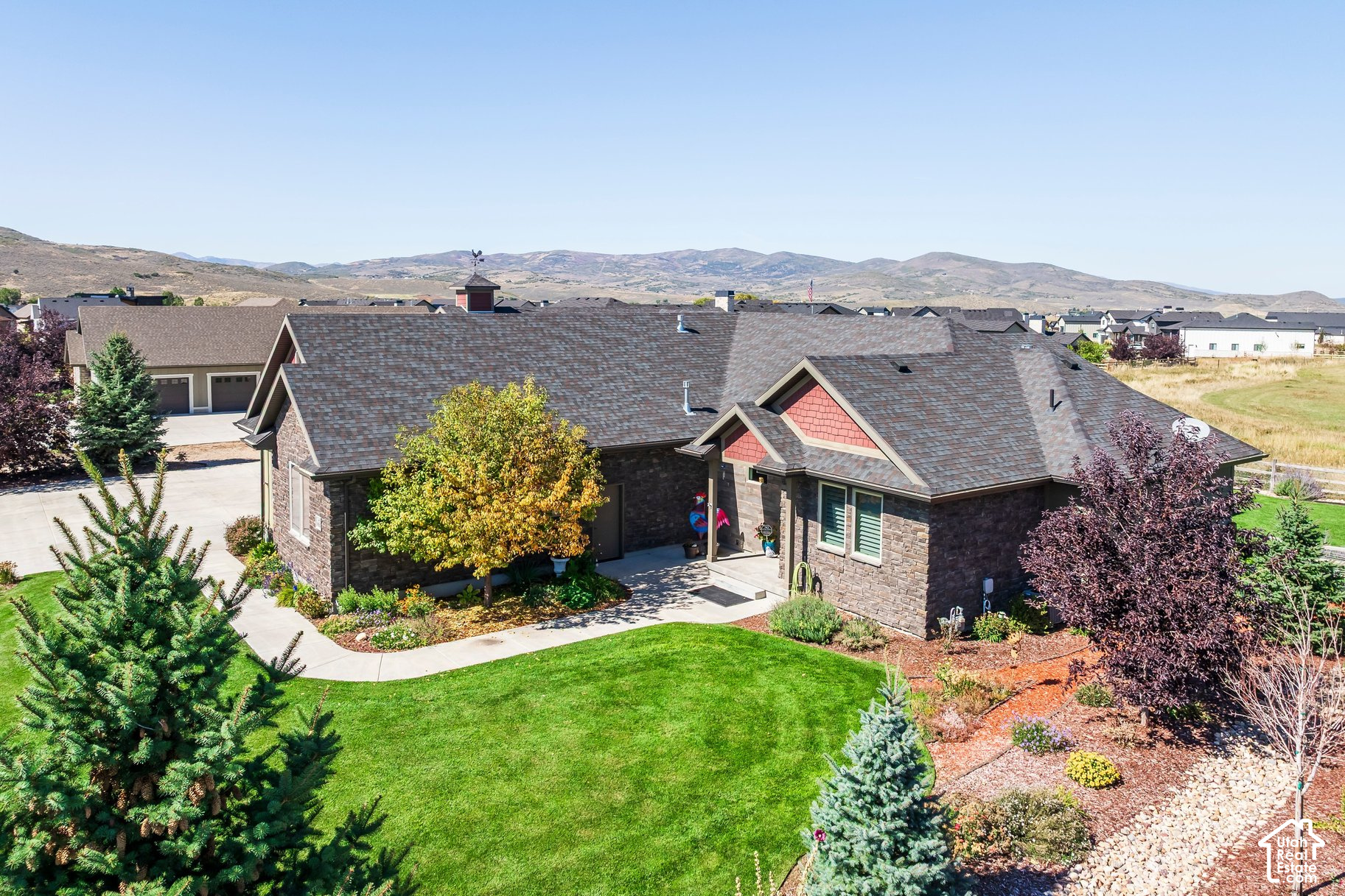 main property photo 58