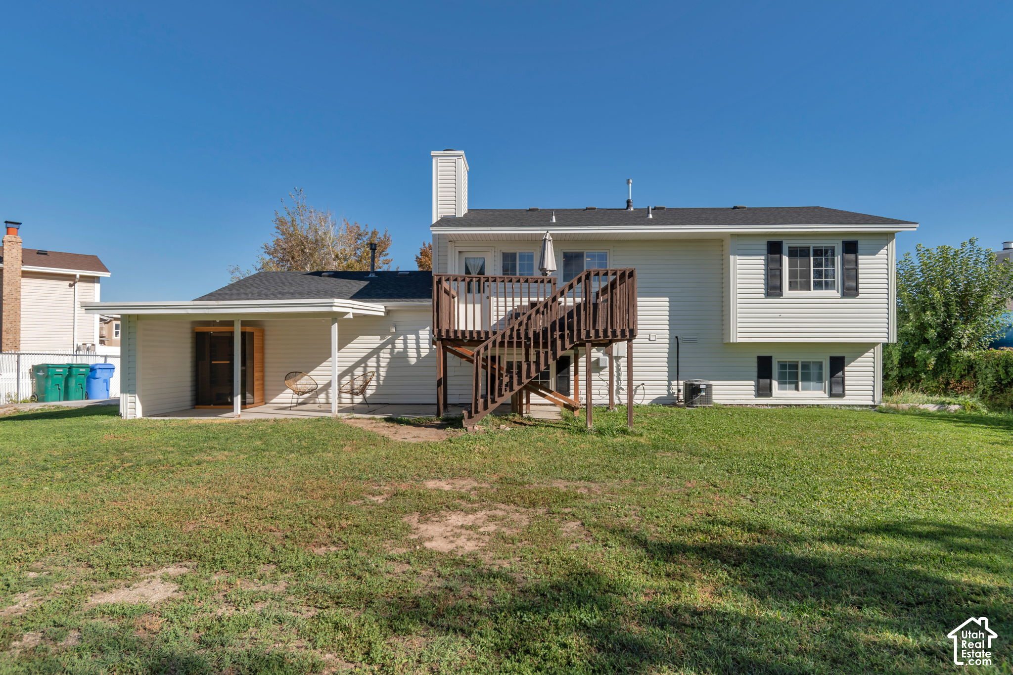 main property photo 20