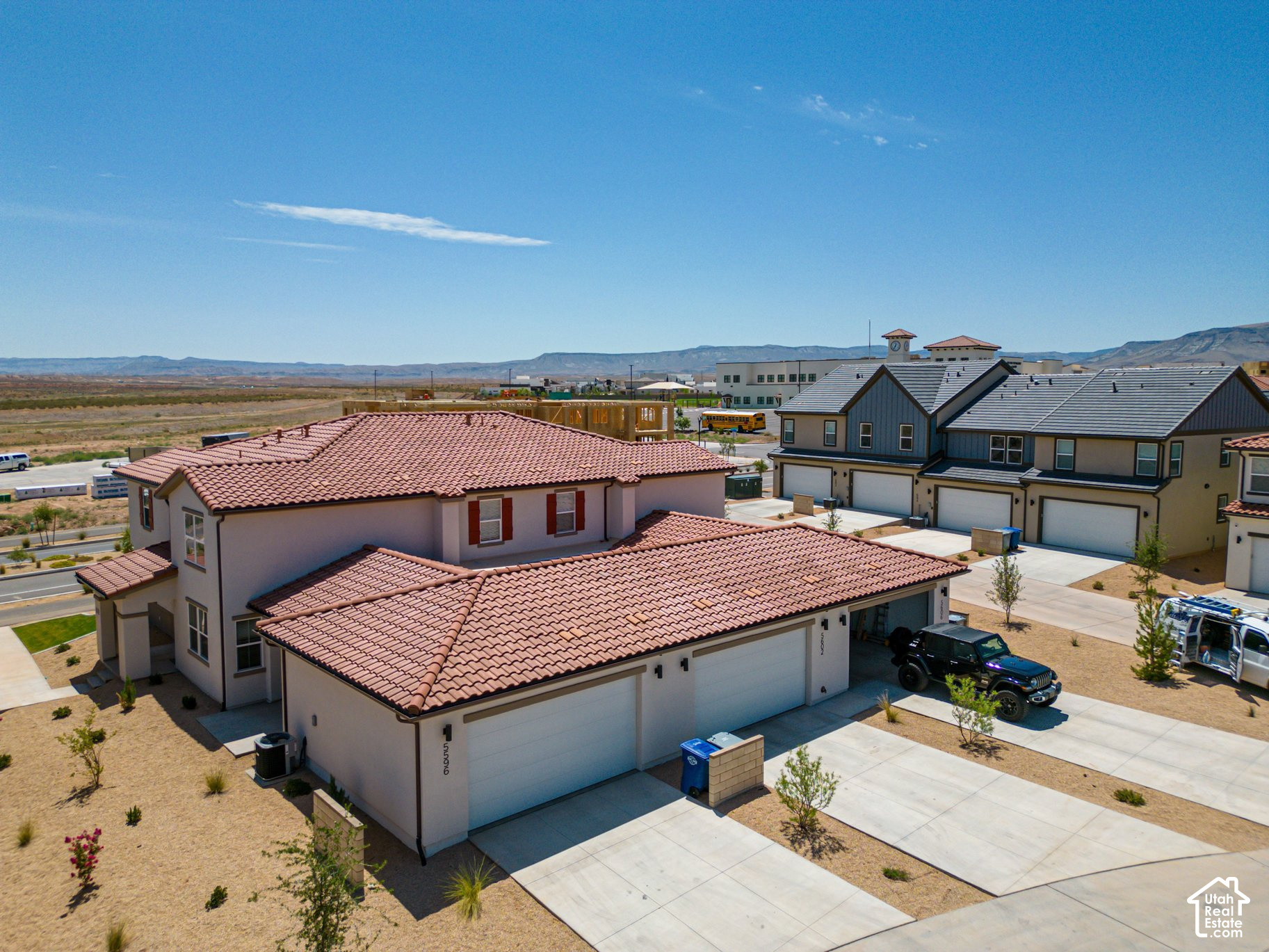 main property photo 33