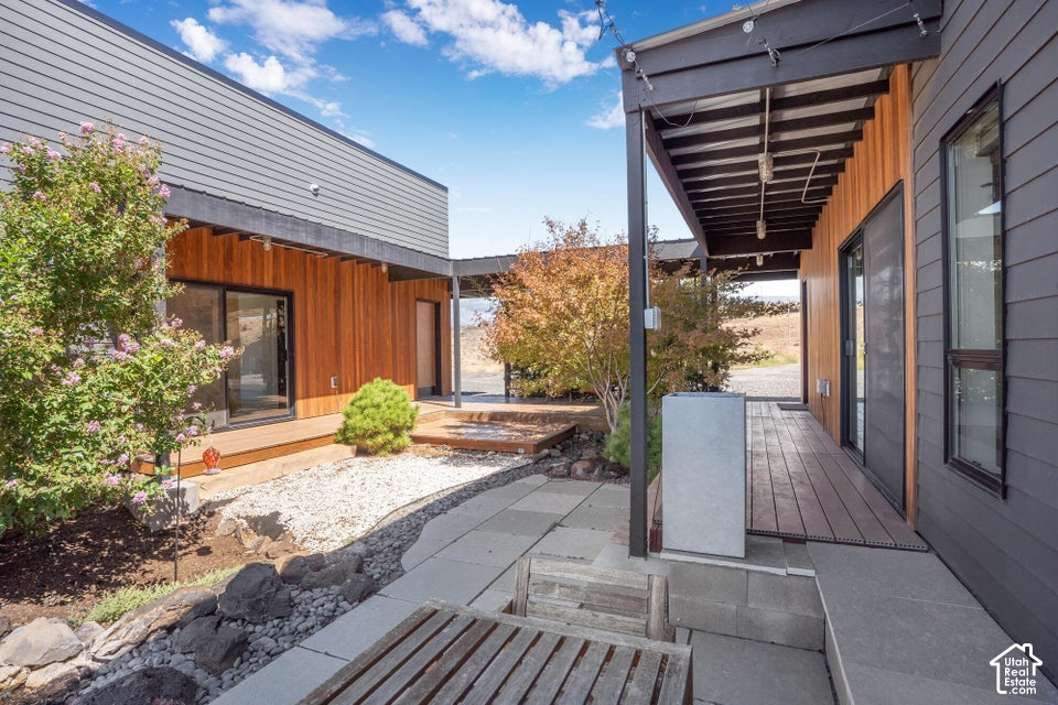 main property photo 36