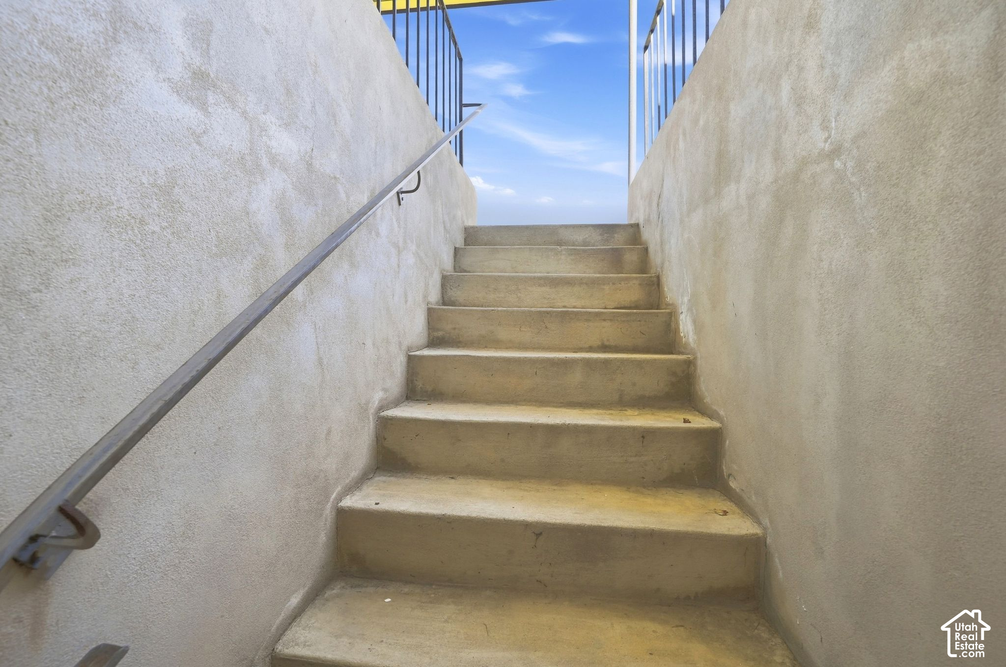 main property photo 46