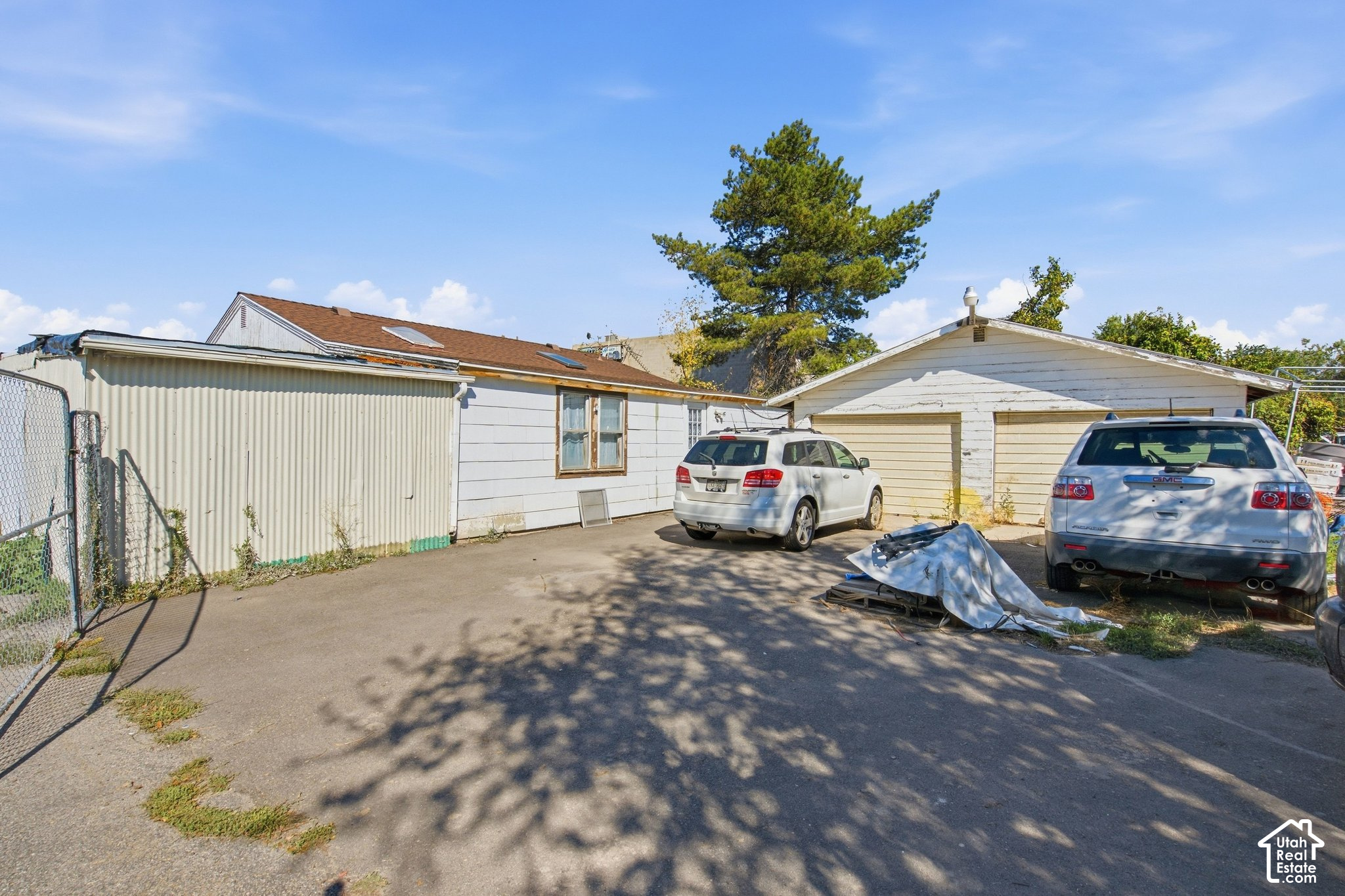 main property photo 27
