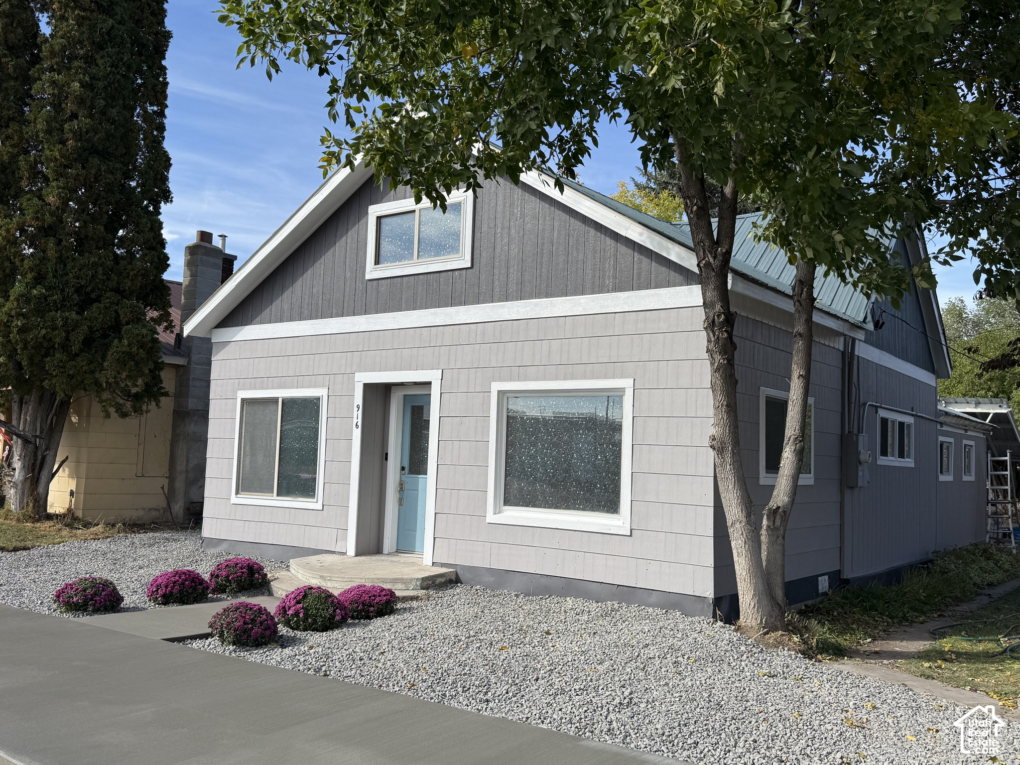 main property photo 46