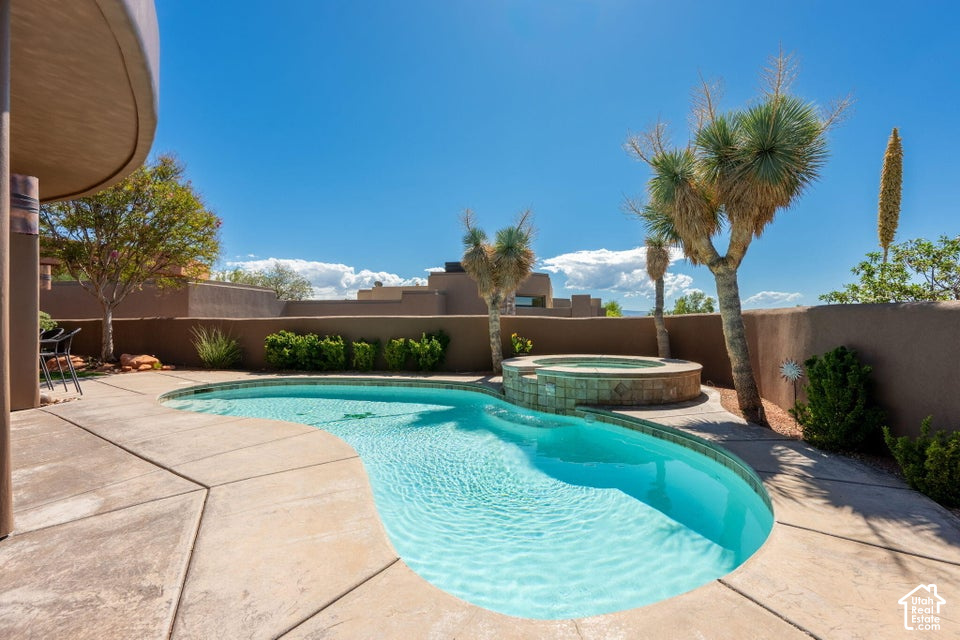 main property photo 37