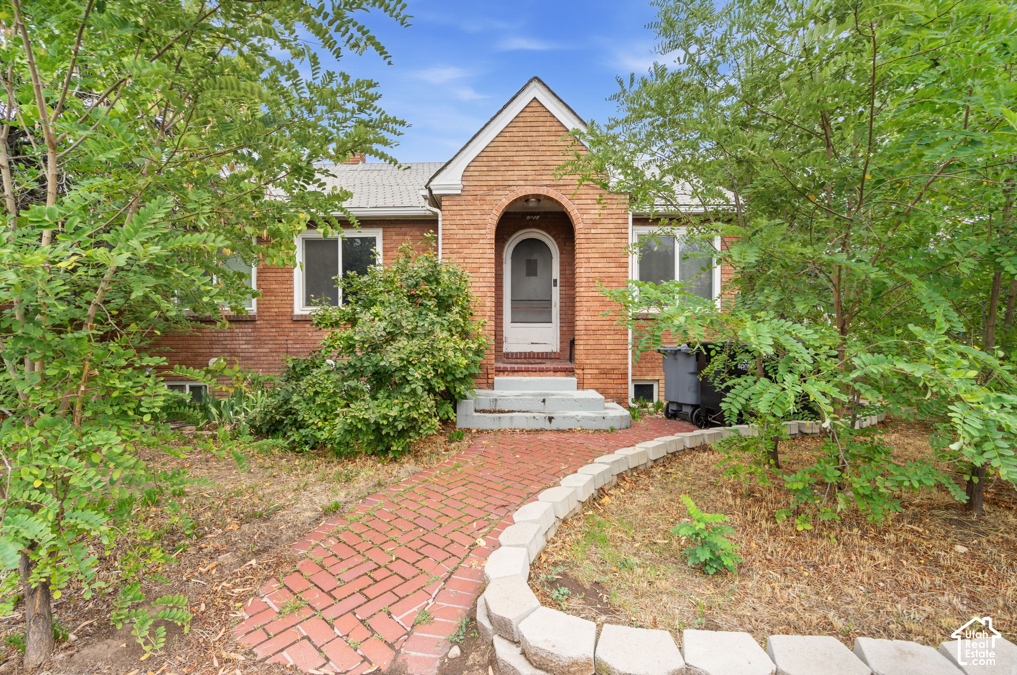 main property photo 8