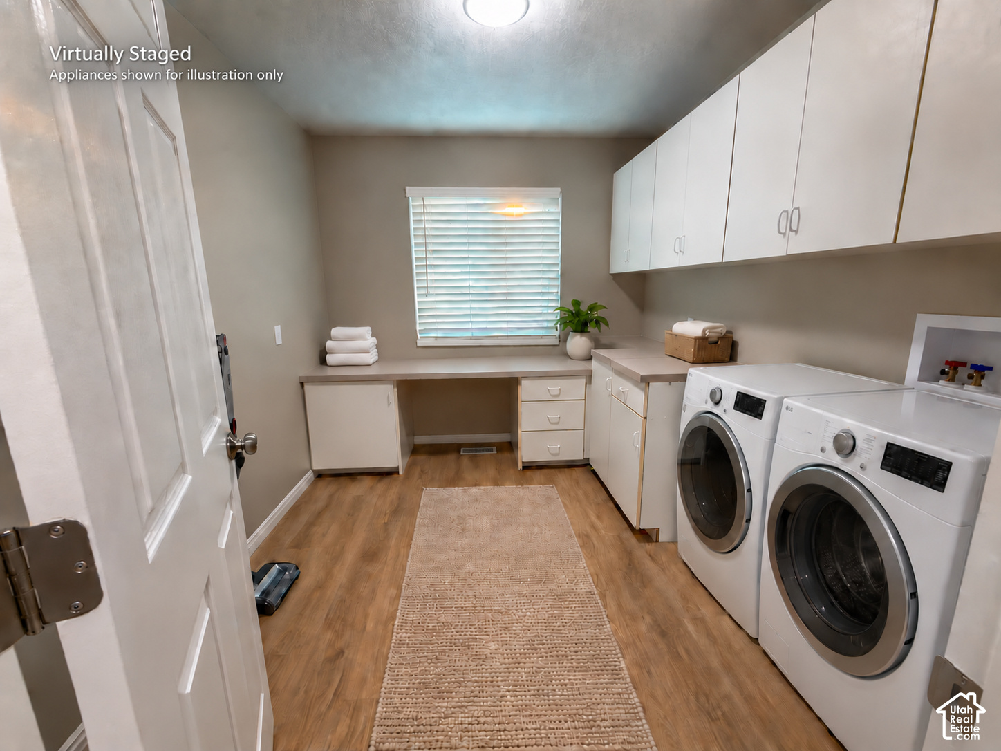 main property photo 17