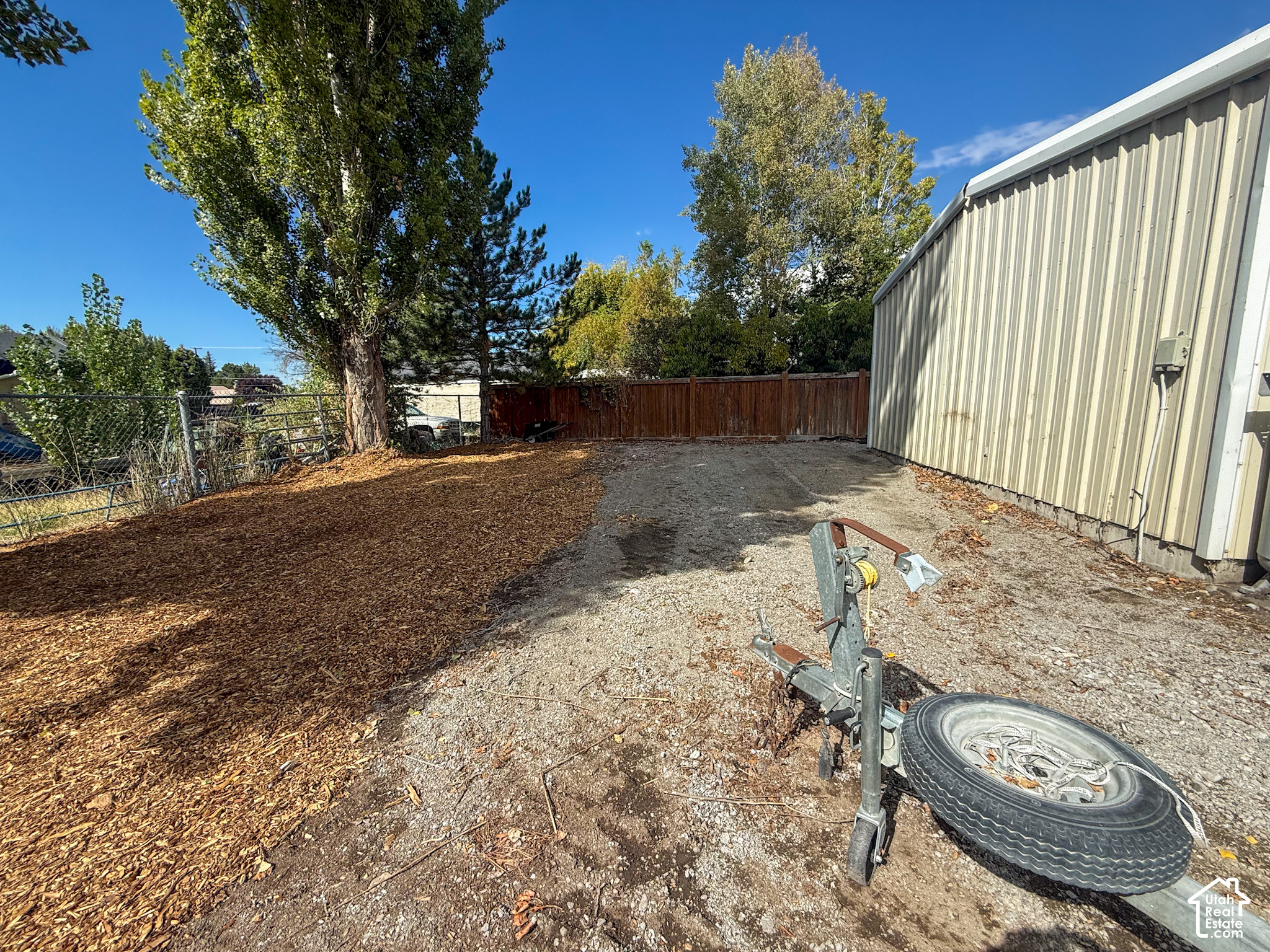 main property photo 31