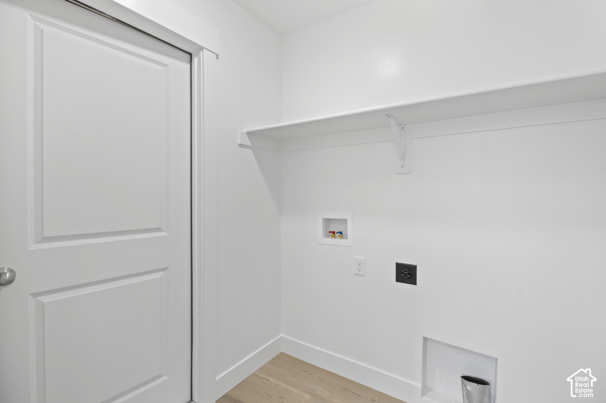 main property photo 17