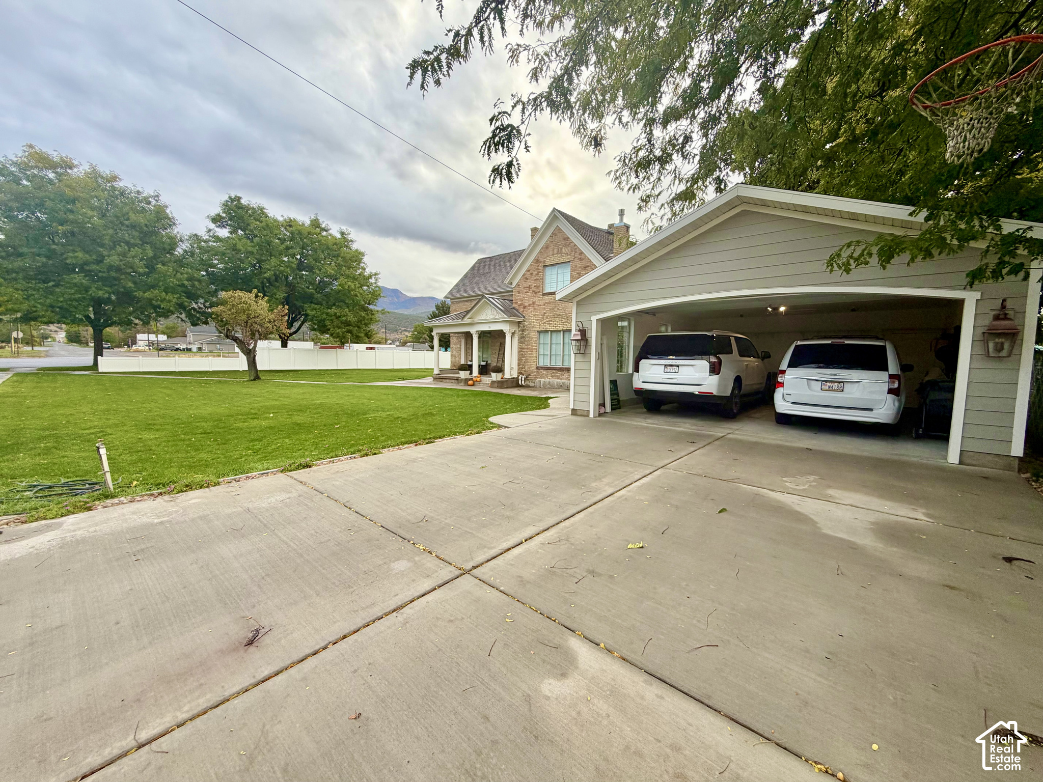 main property photo 42