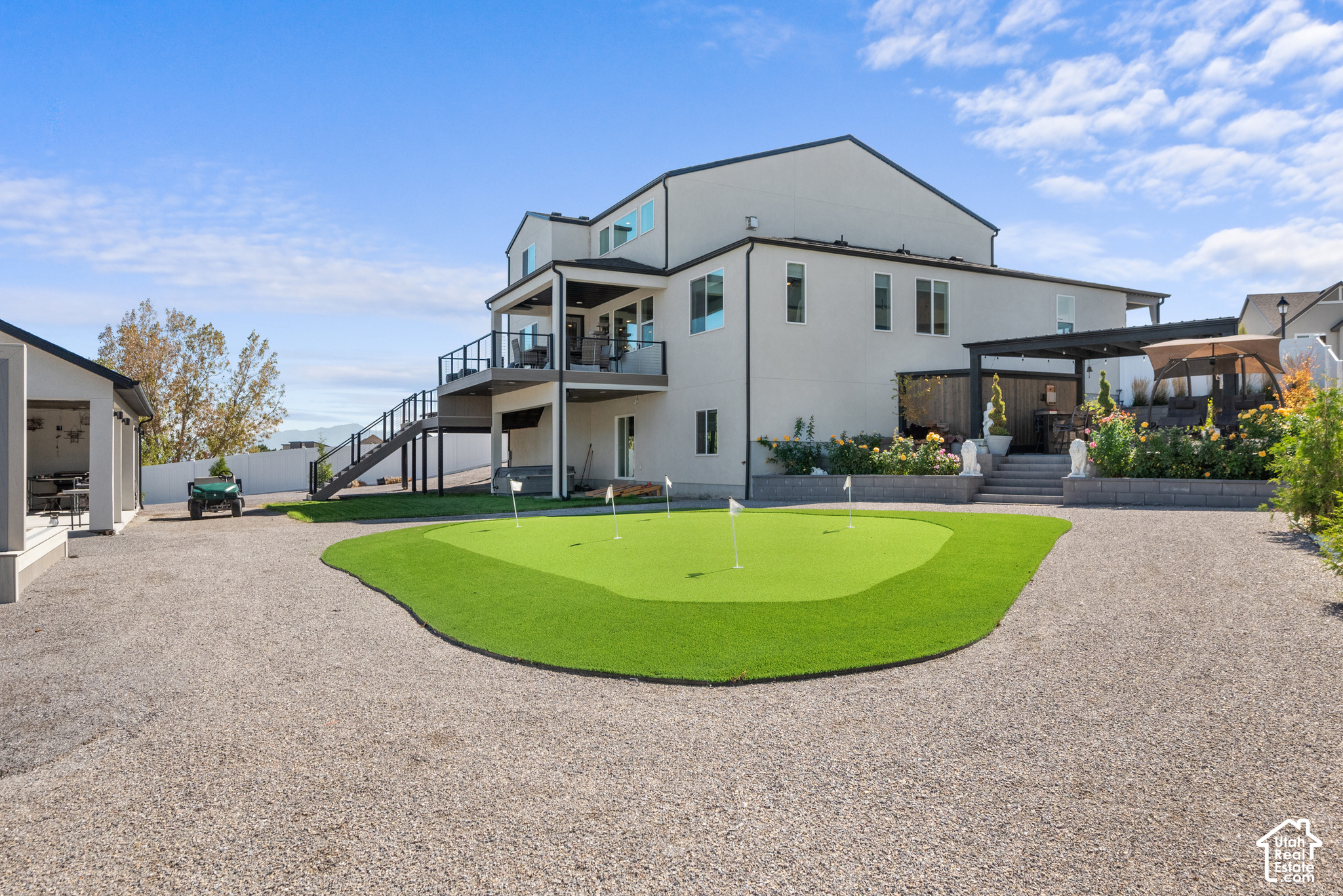 main property photo 46
