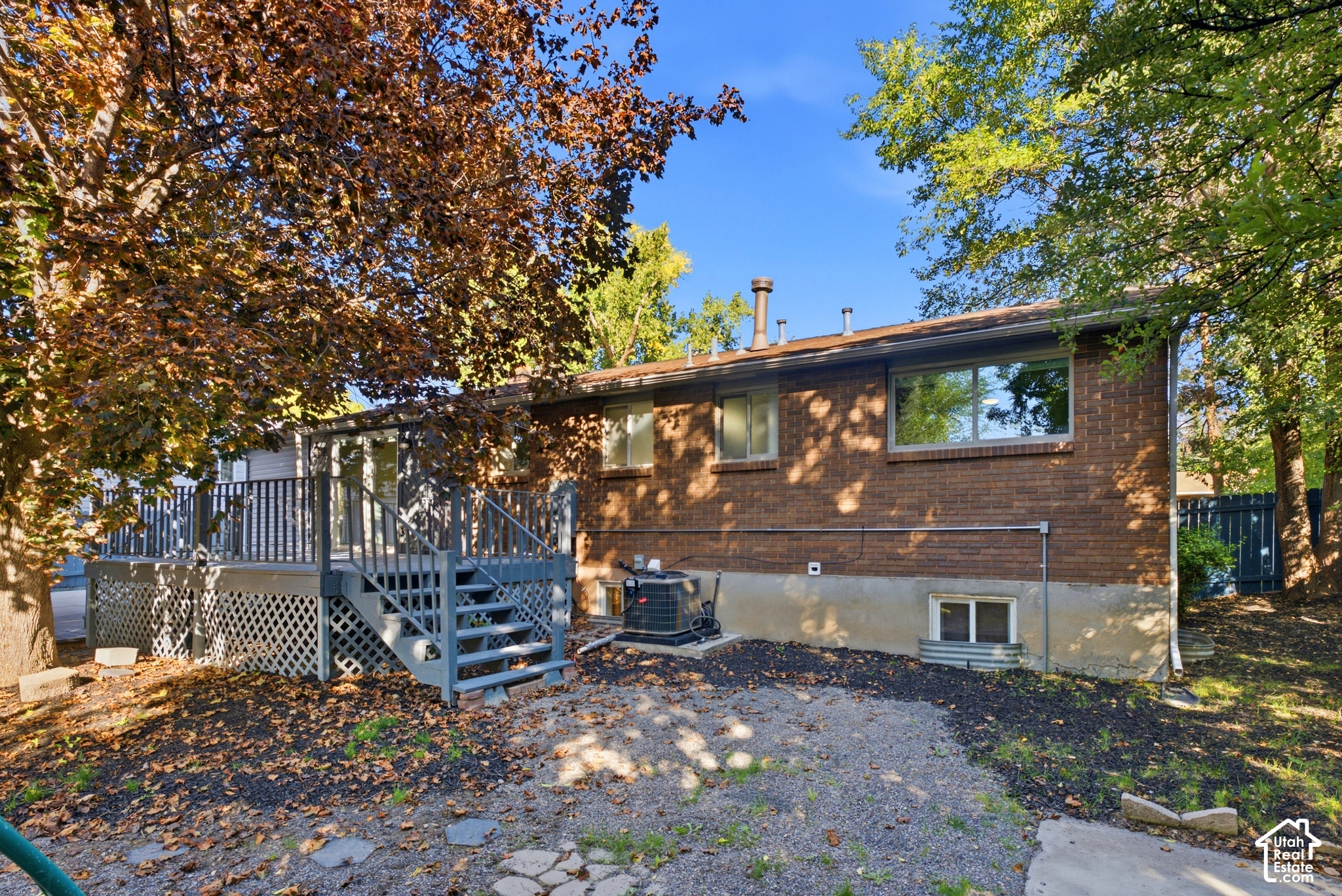 main property photo 27