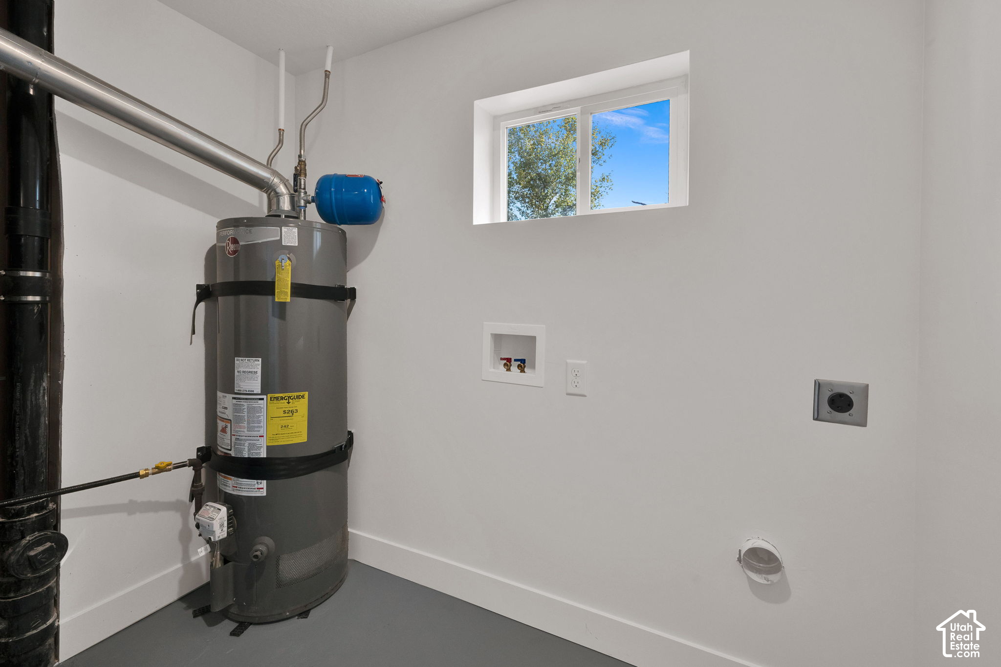 main property photo 17