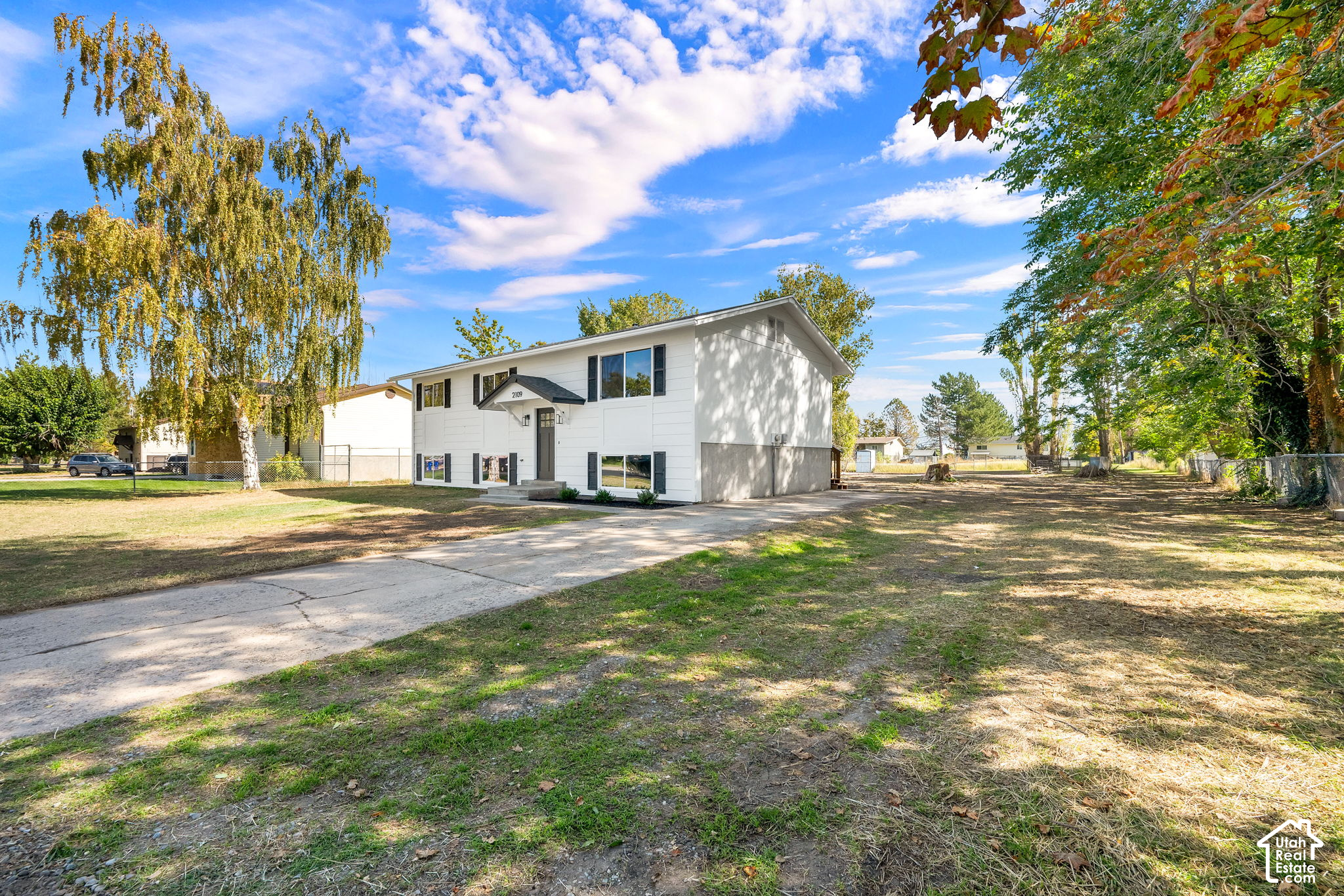 main property photo 19