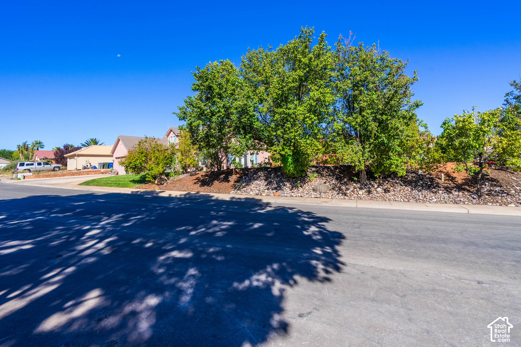 main property photo 109