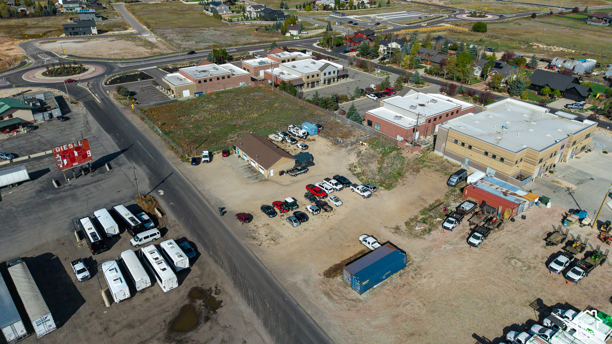 main property photo 11