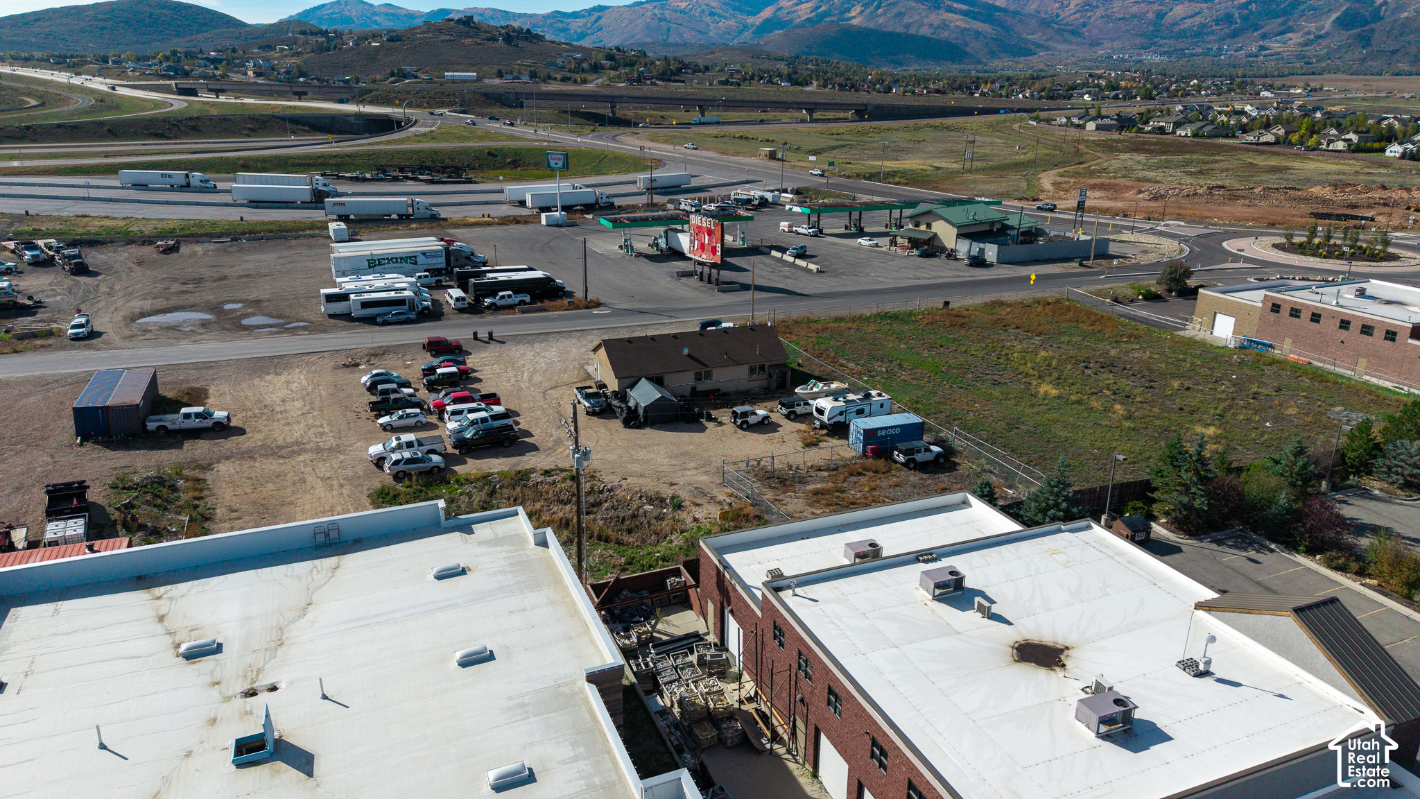 main property photo 14