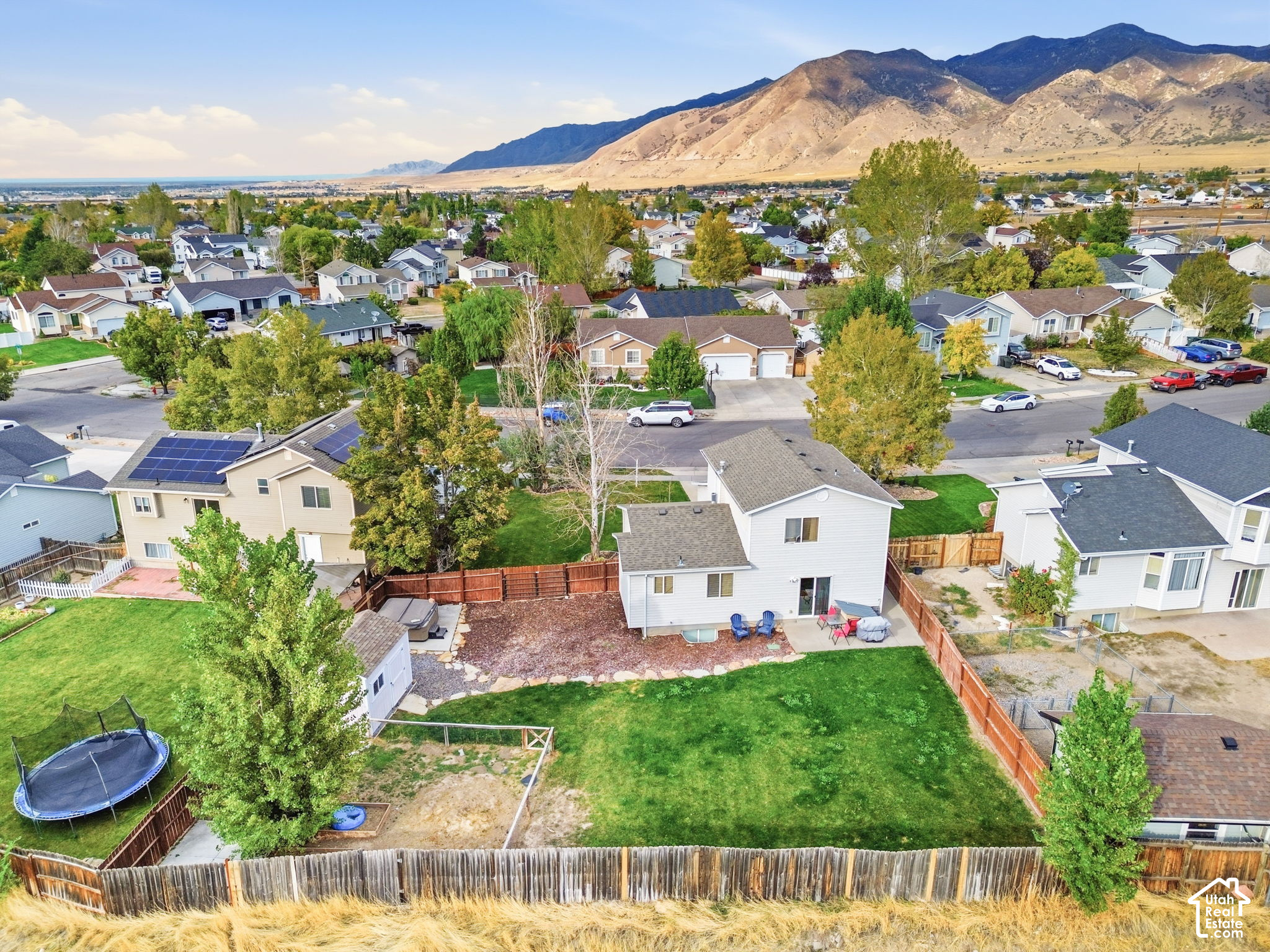 main property photo 37