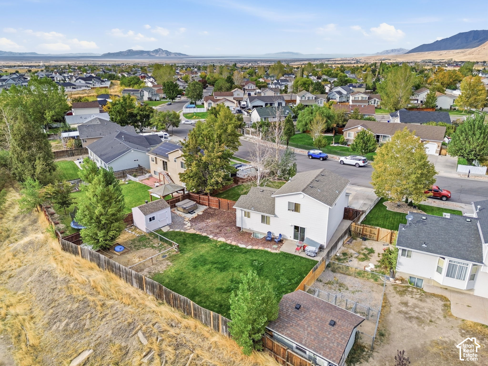 main property photo 38