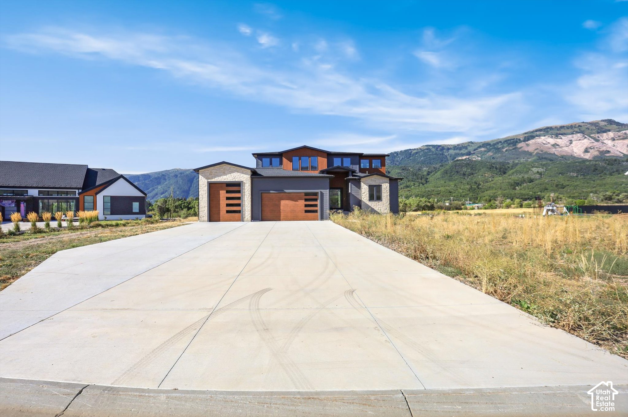 main property photo 87