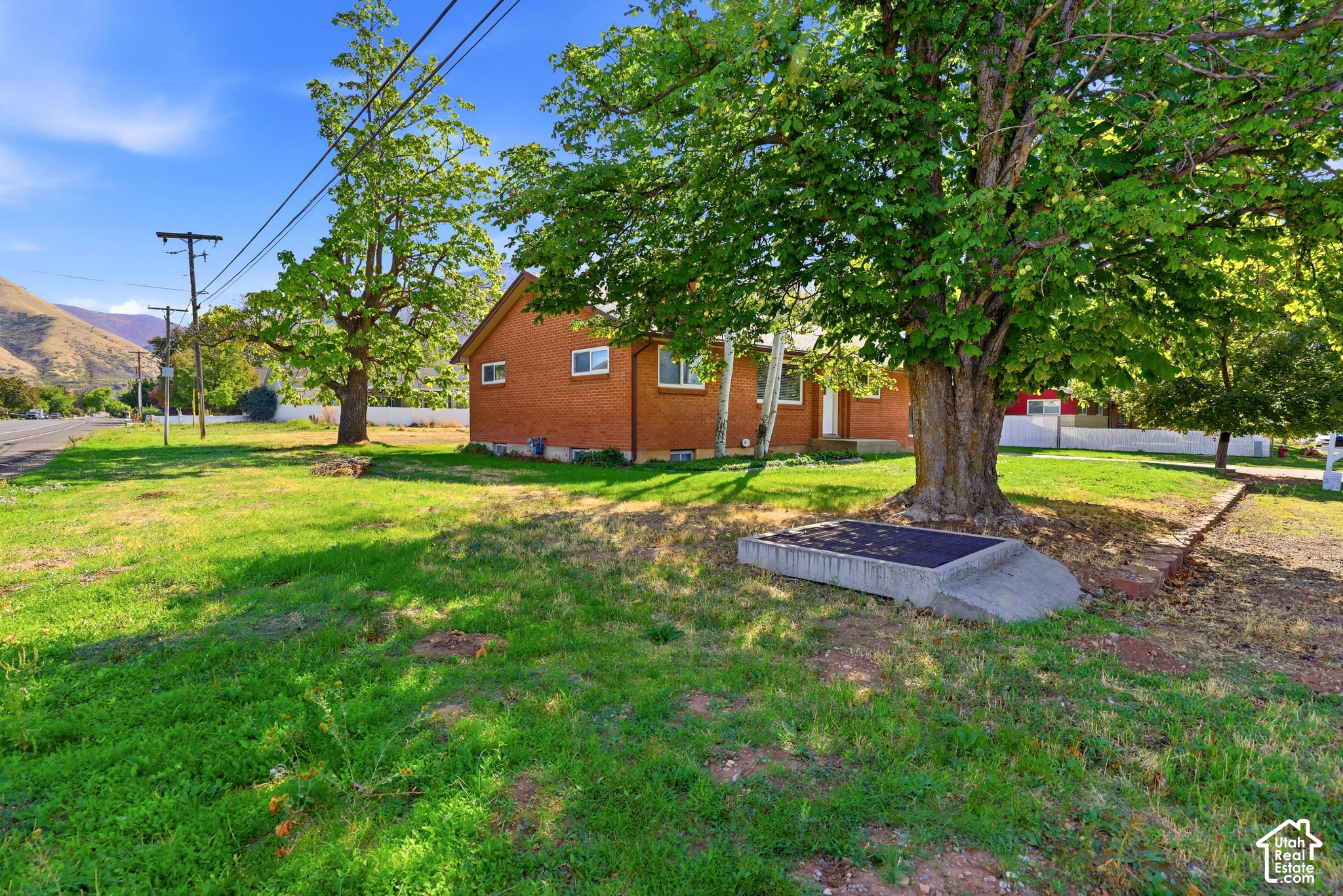 main property photo 29