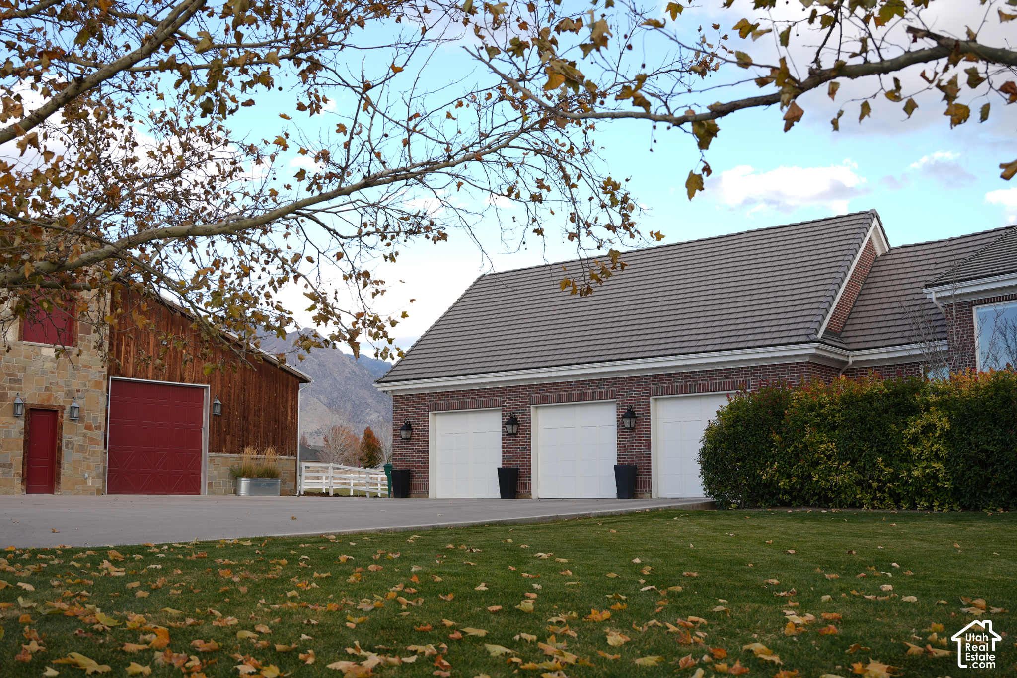 main property photo 53
