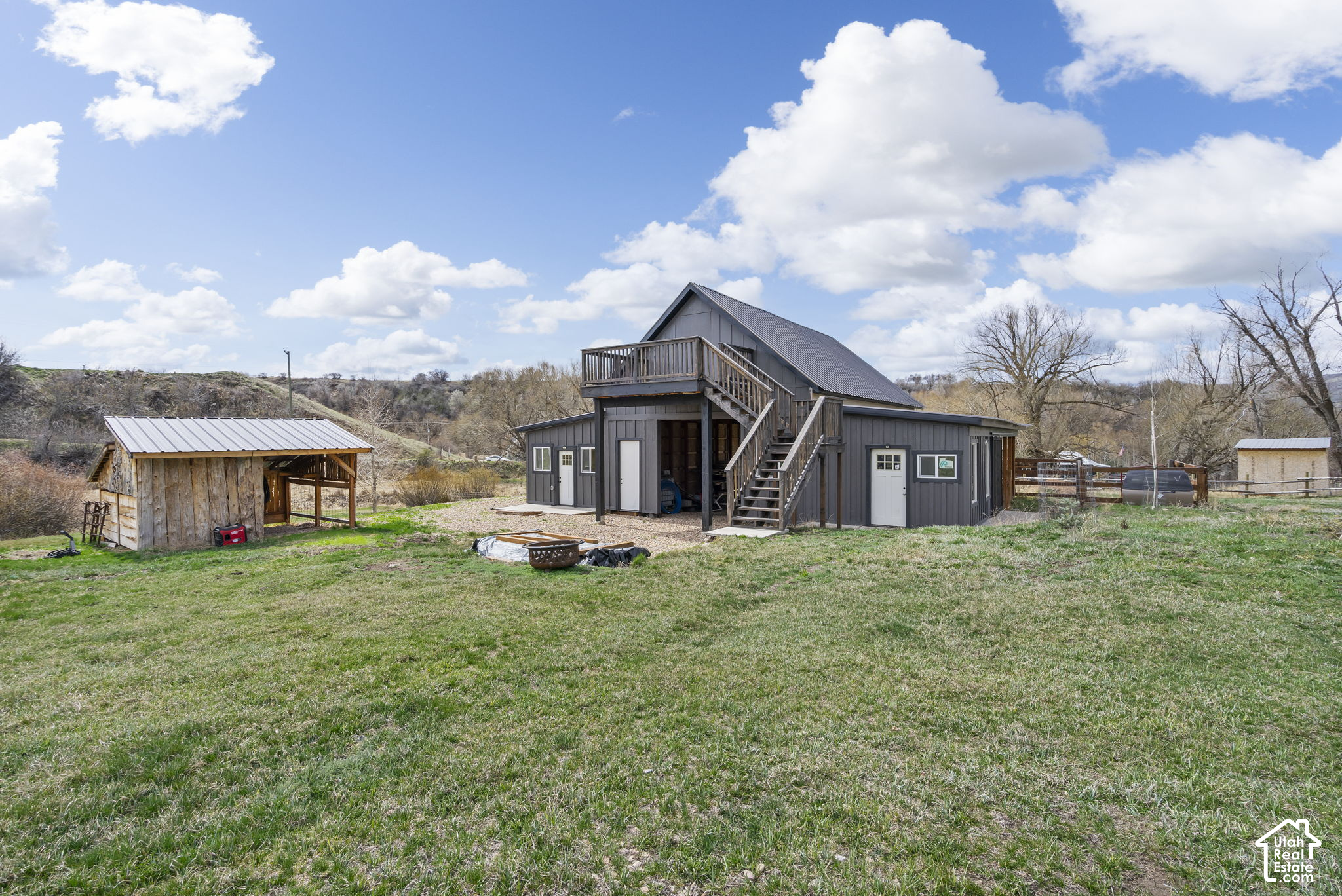 main property photo 10