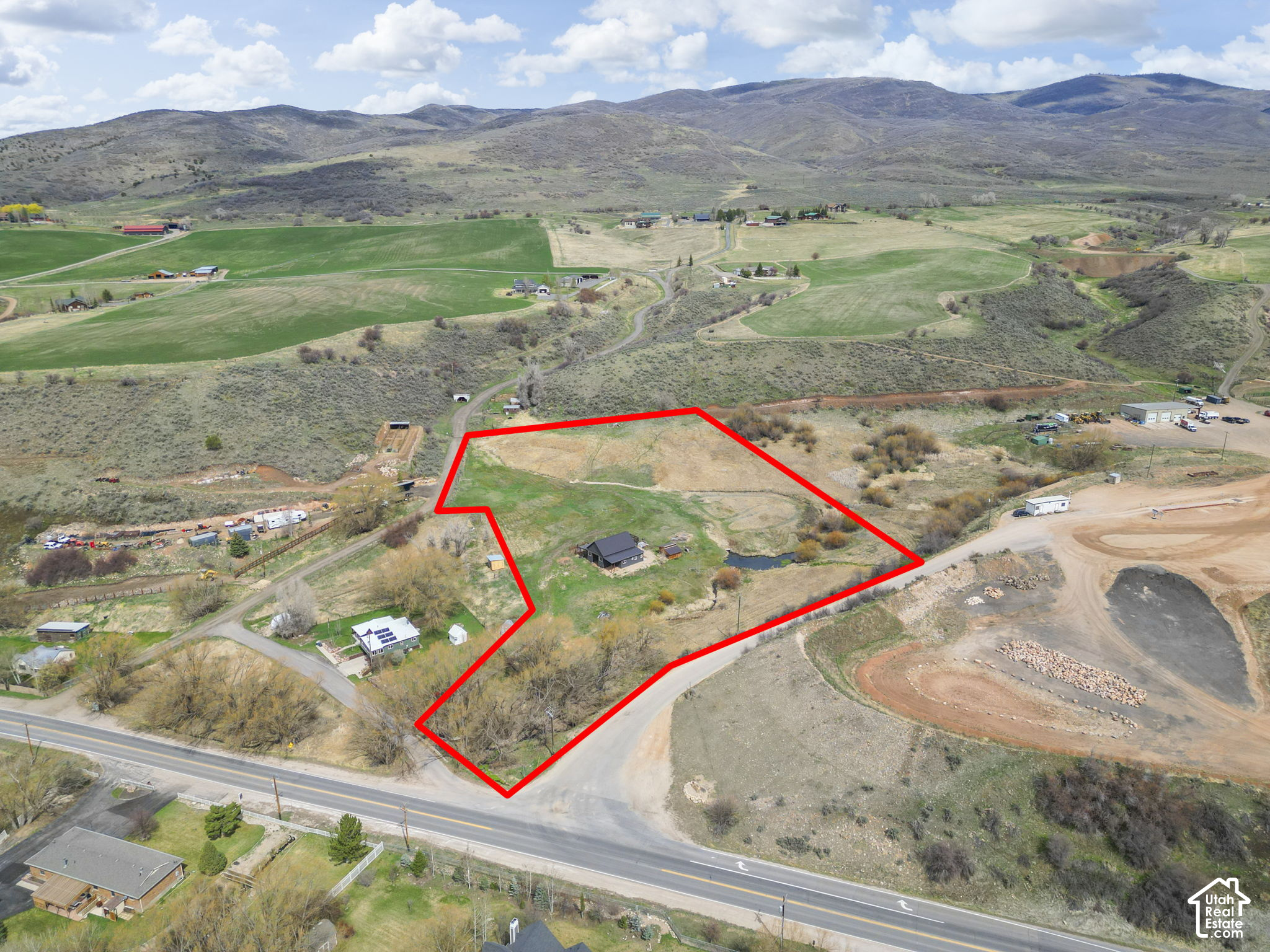 main property photo 34