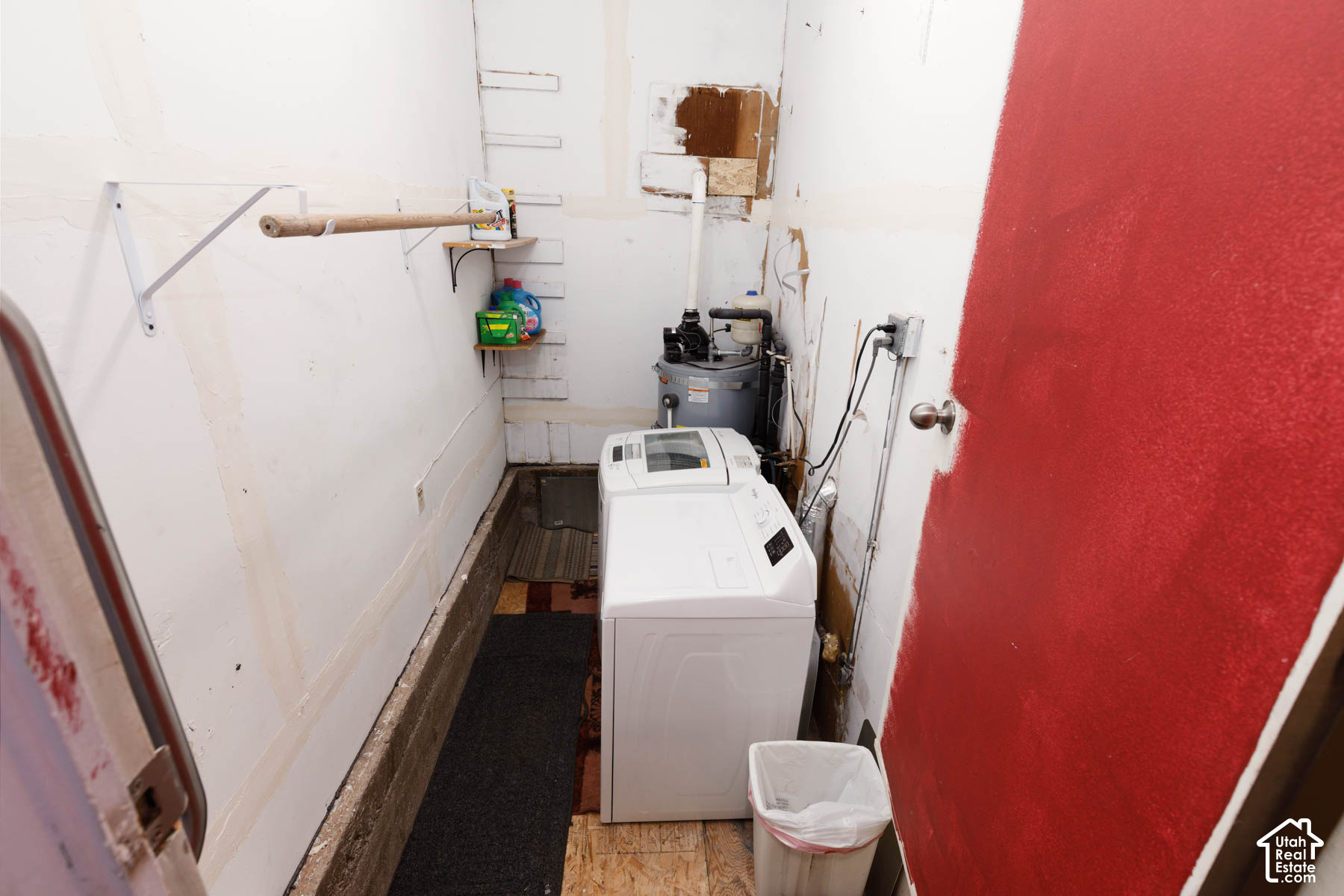 main property photo 11