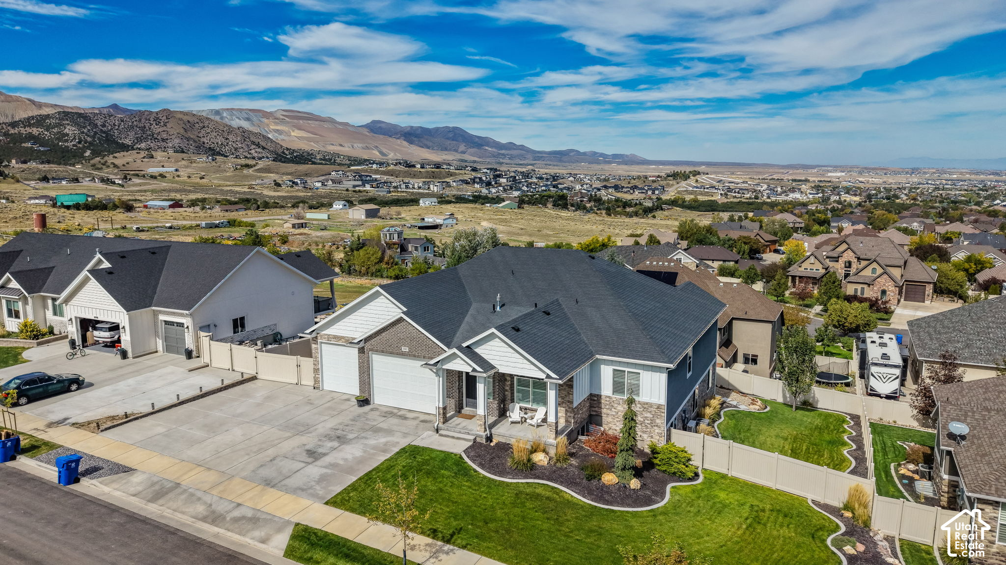 main property photo 61