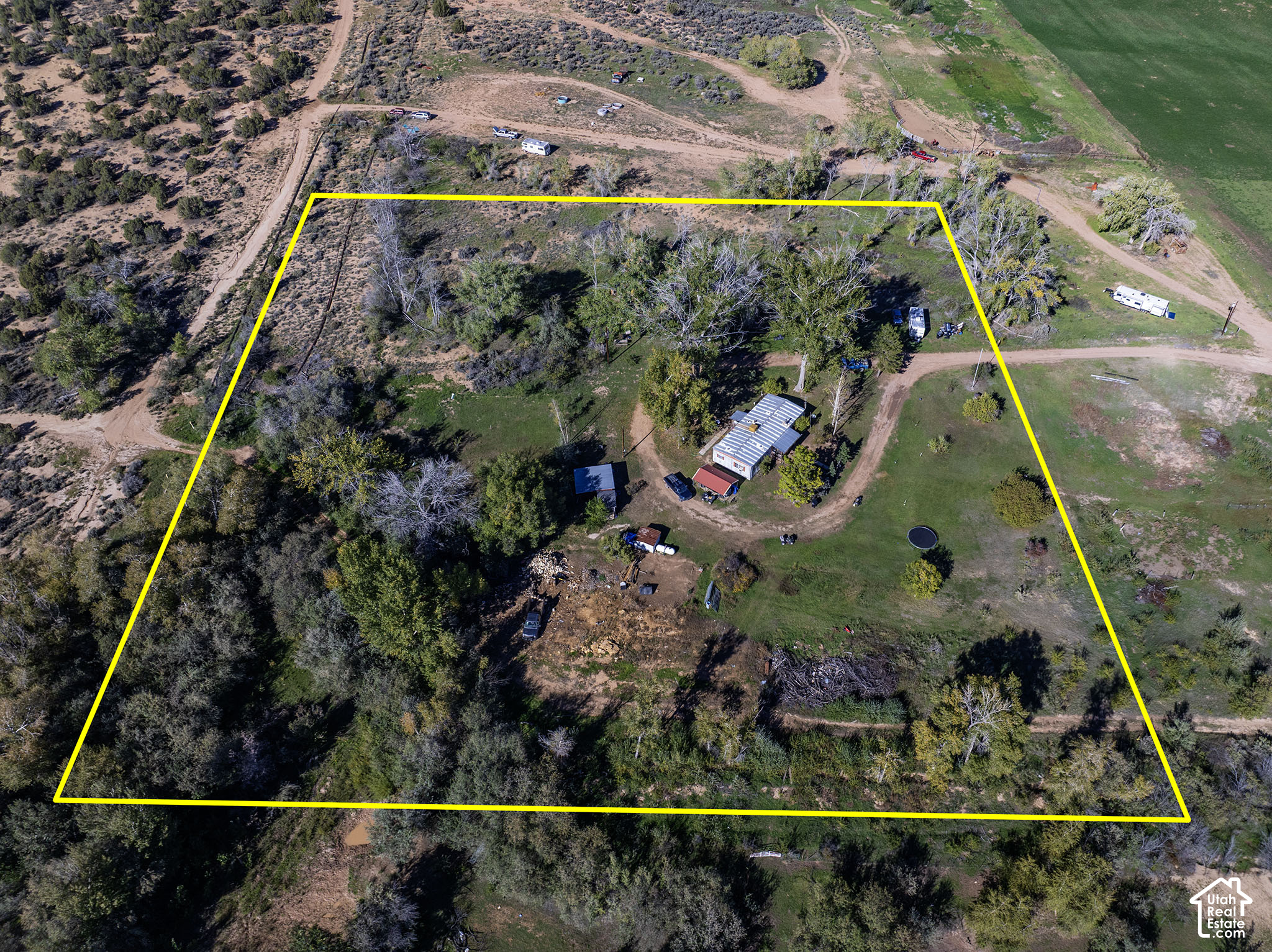 main property photo 25