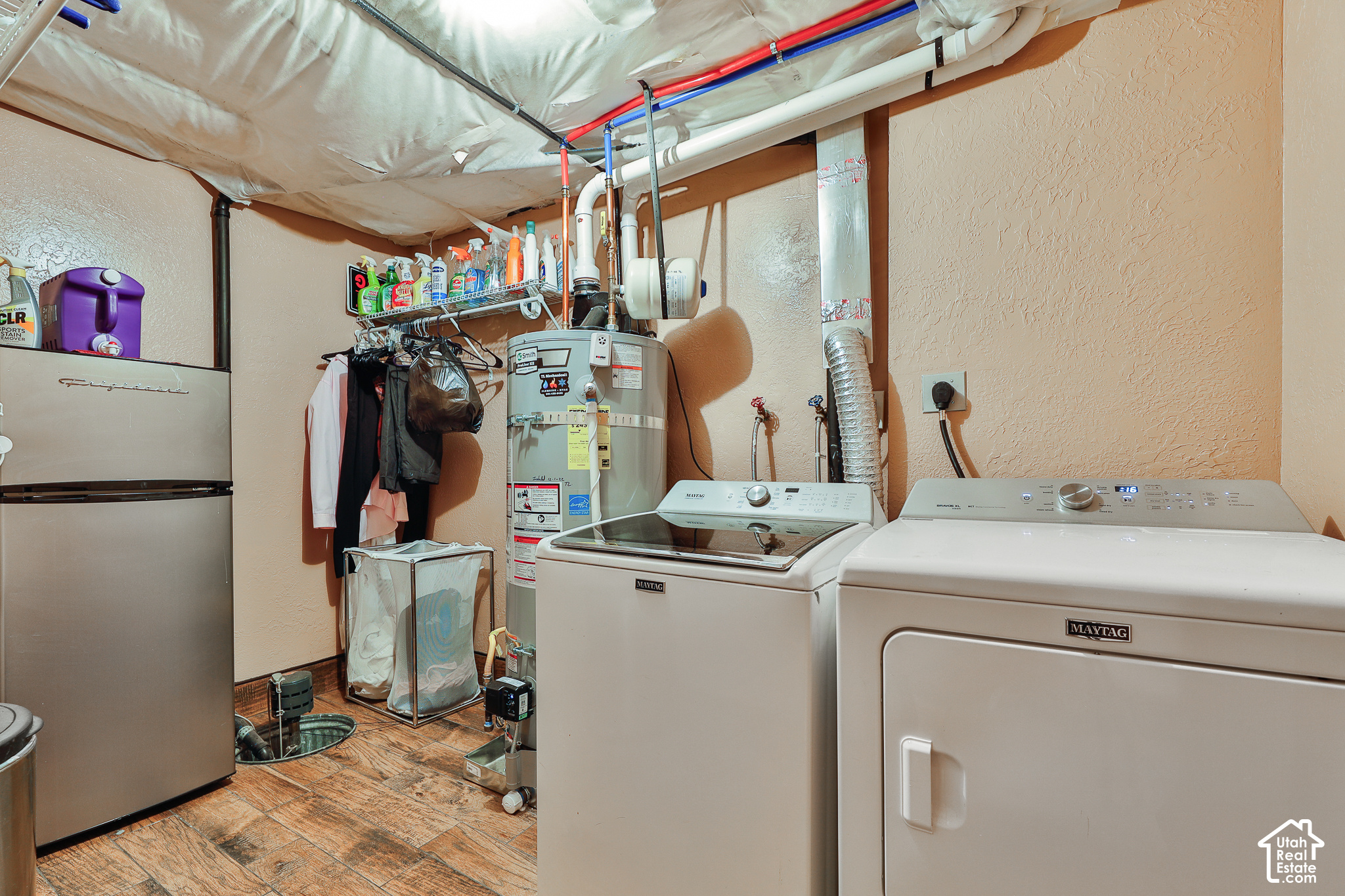 main property photo 14