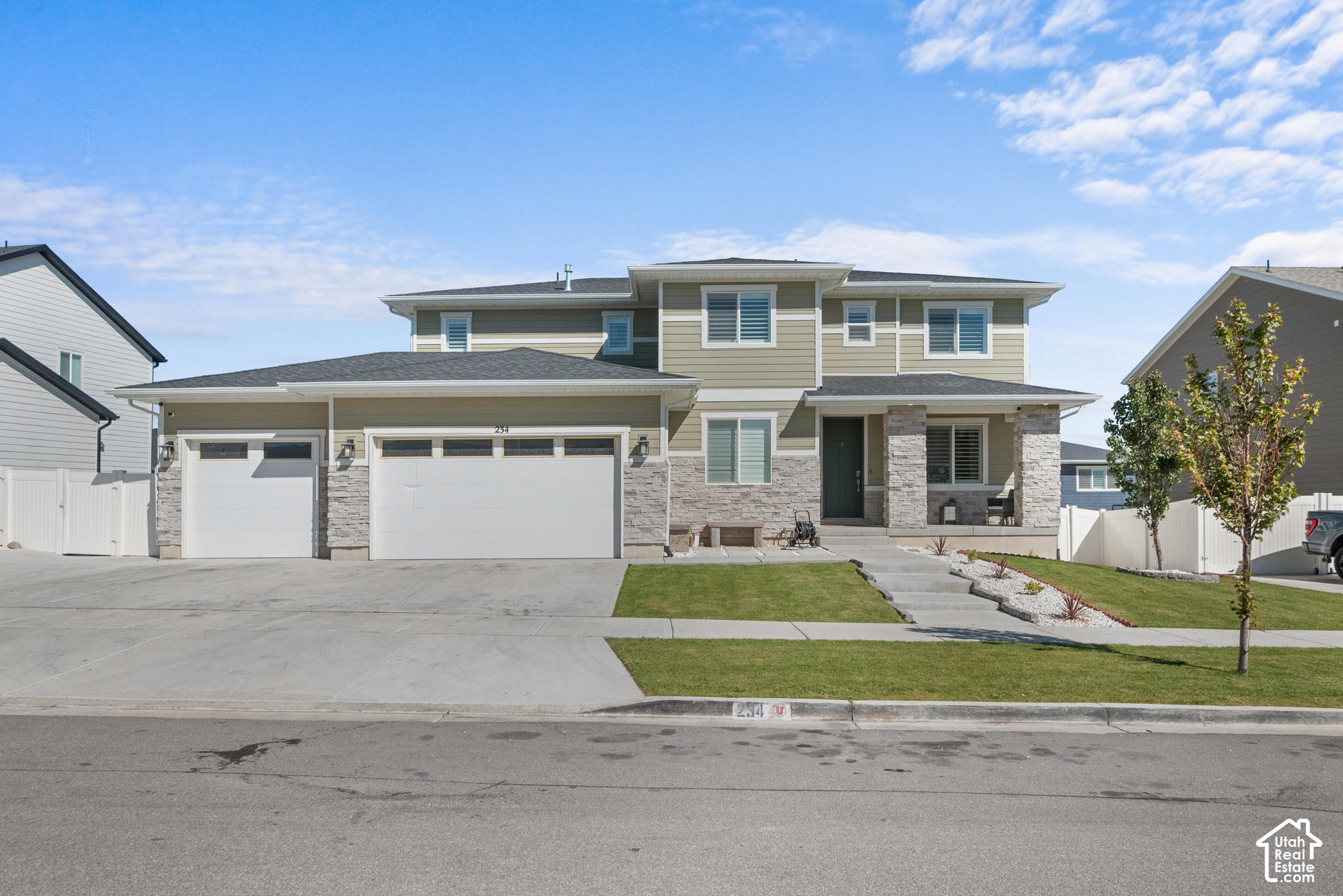 main property photo 50