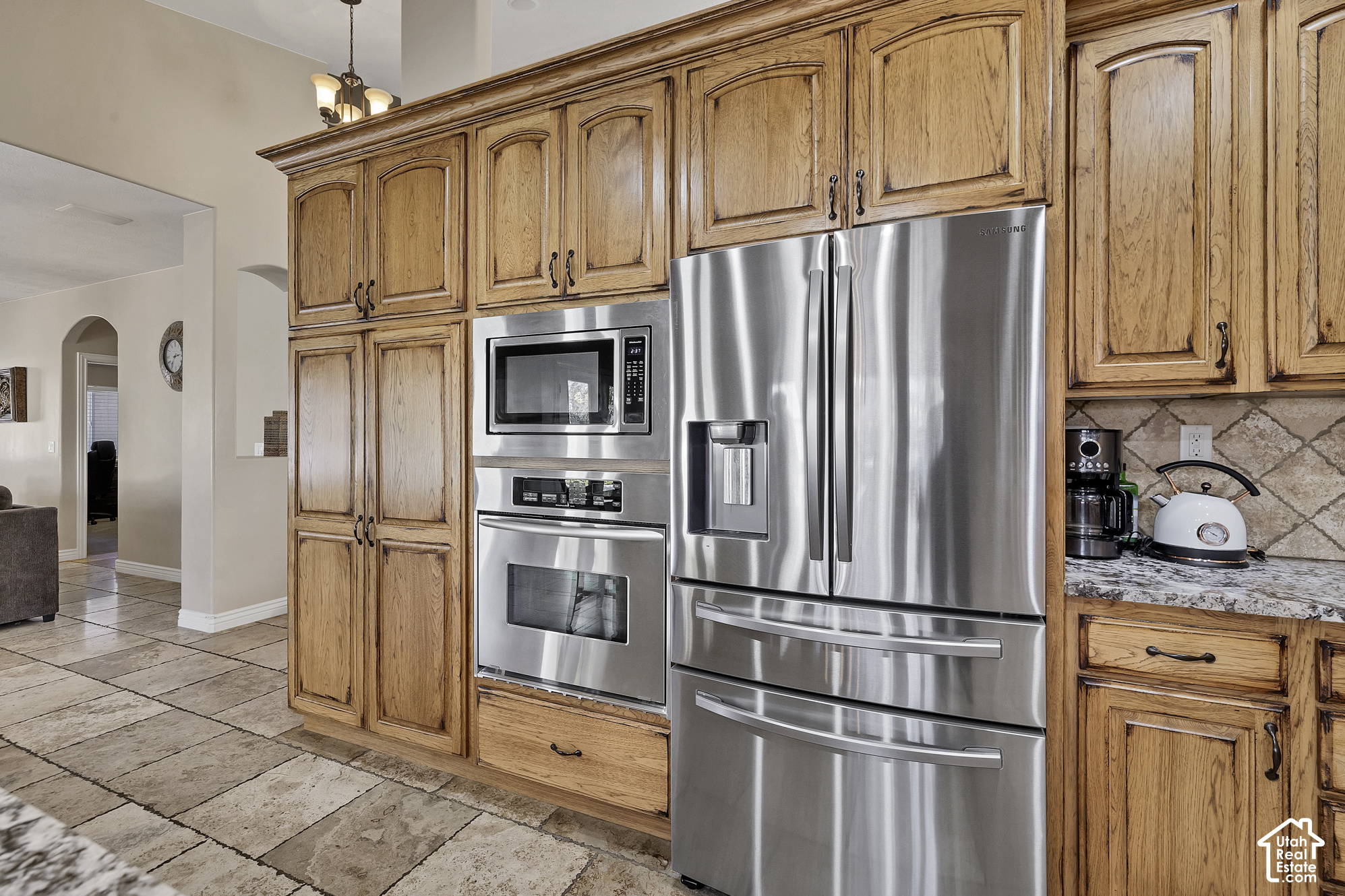 main property photo 15
