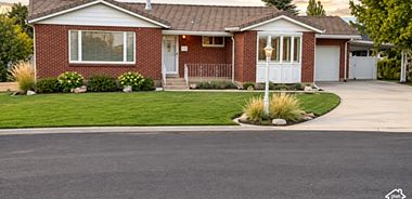 image of property with 4 Bed | 3 Bath | 2,181 Sqft