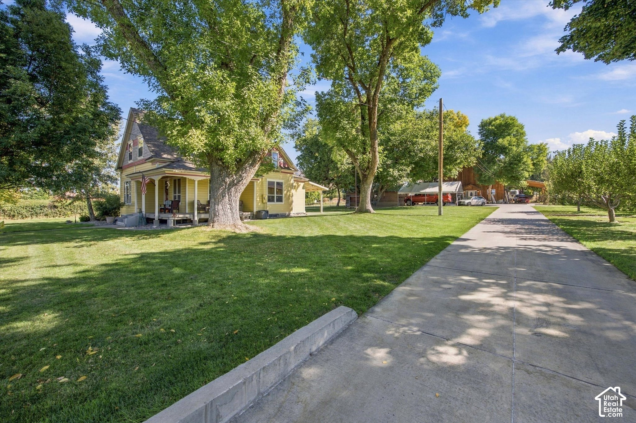 main property photo 2