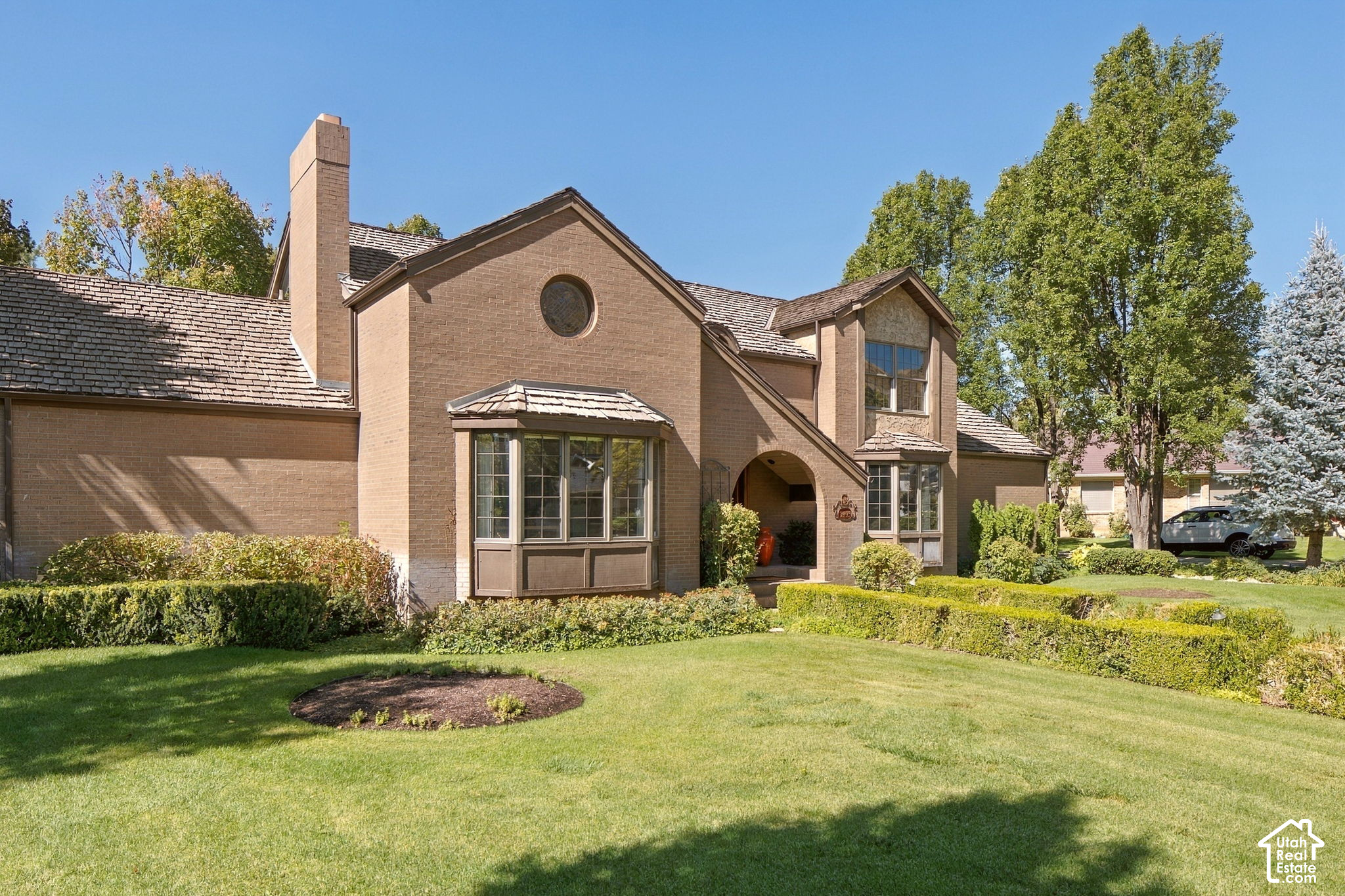 main property photo 50