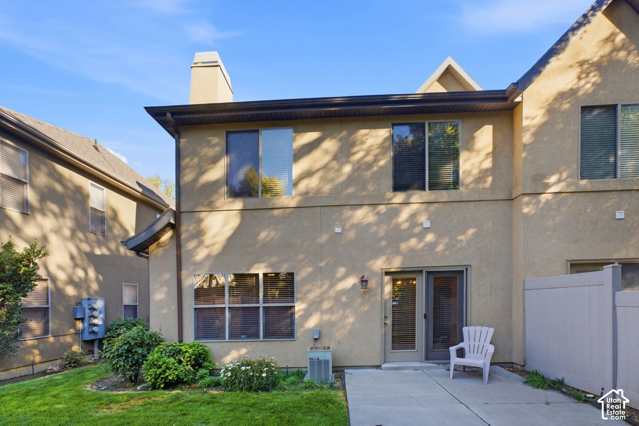 main property photo 19