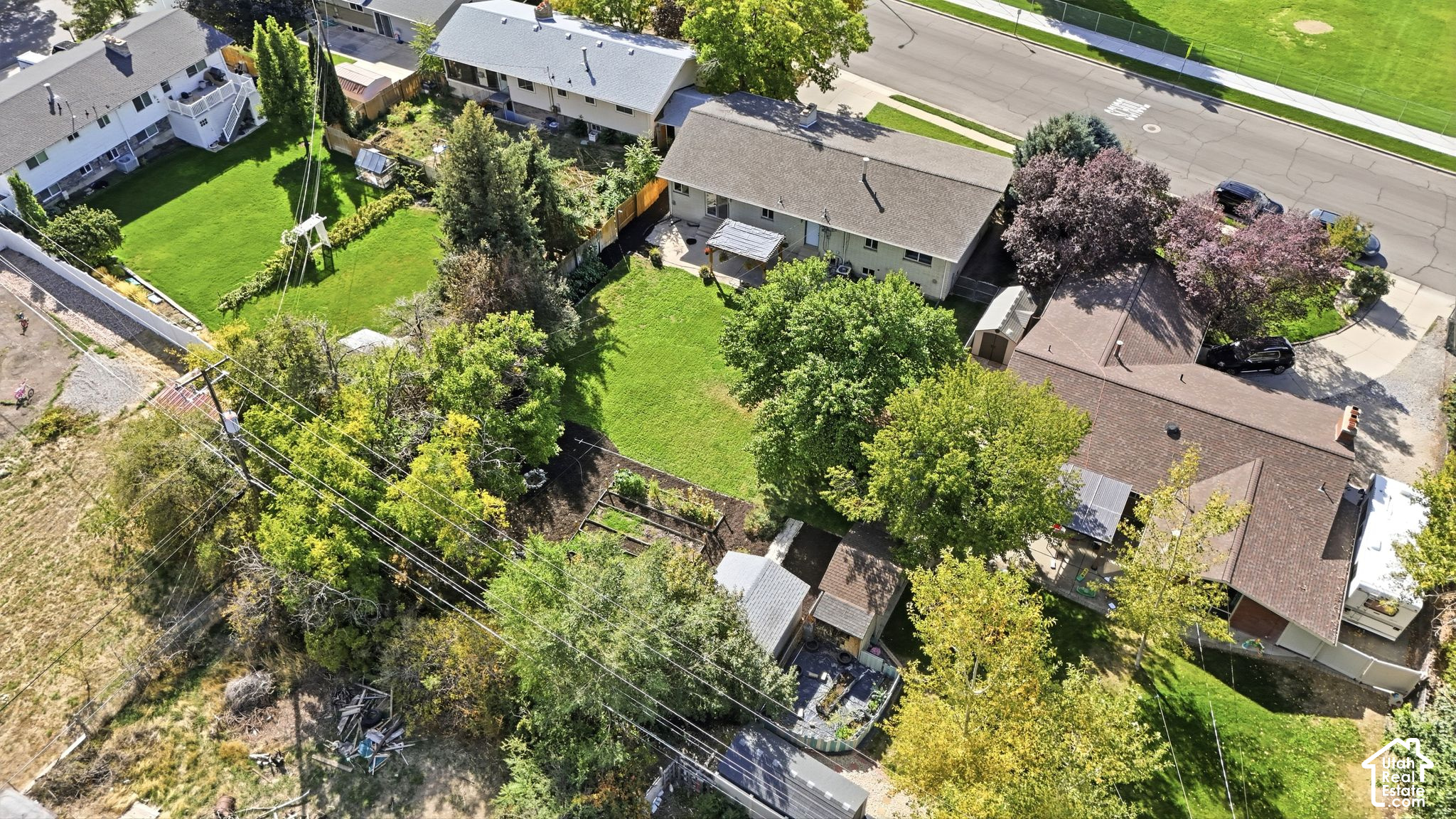 main property photo 29