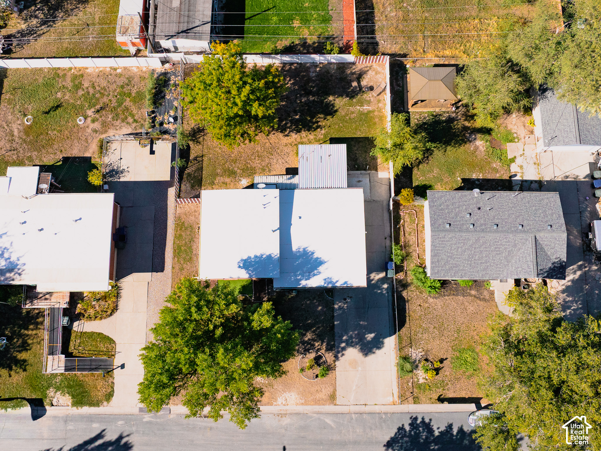 main property photo 14