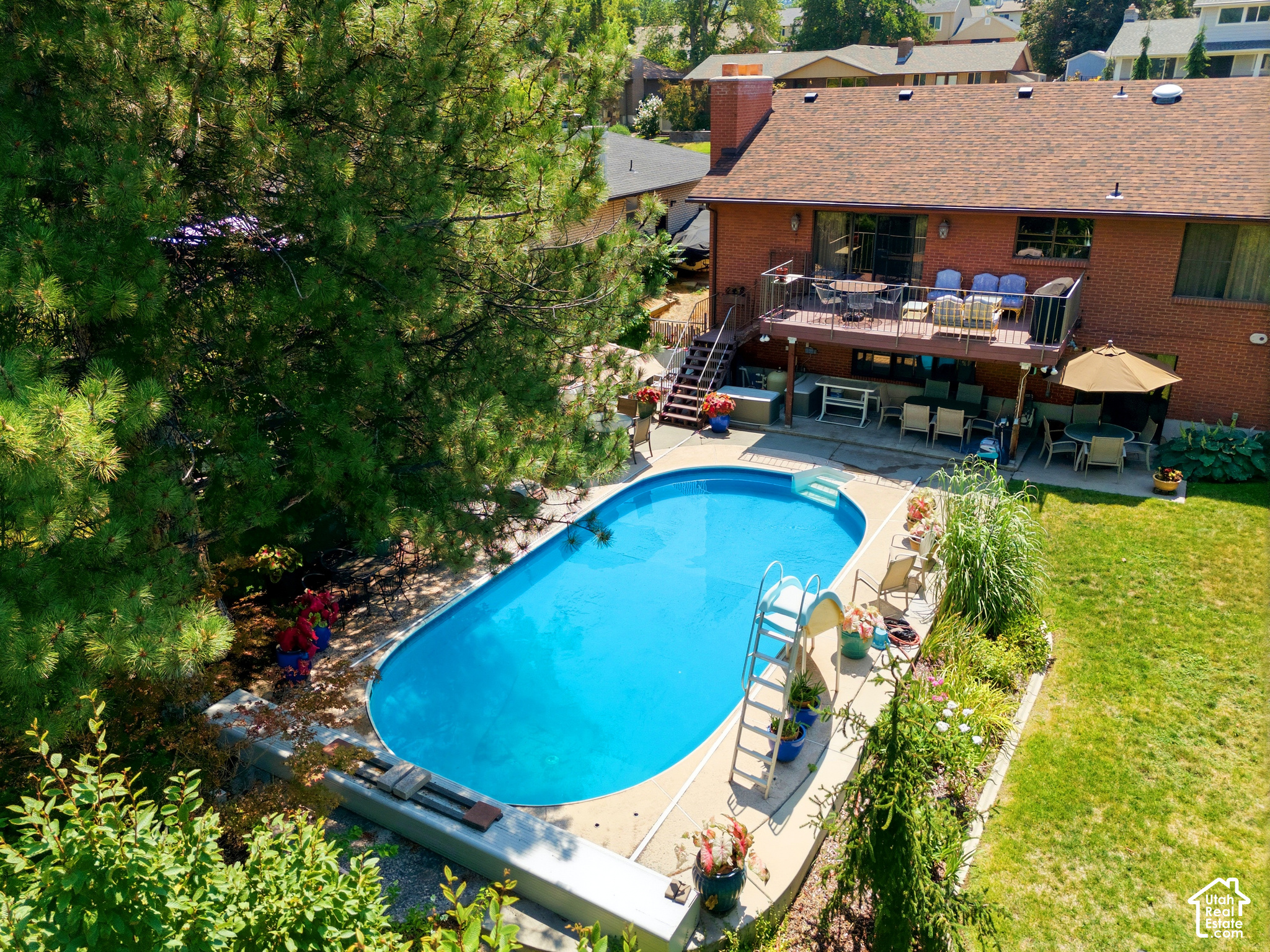 main property photo 48