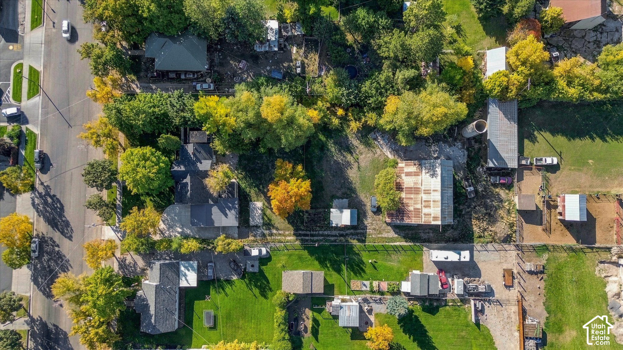 main property photo 26