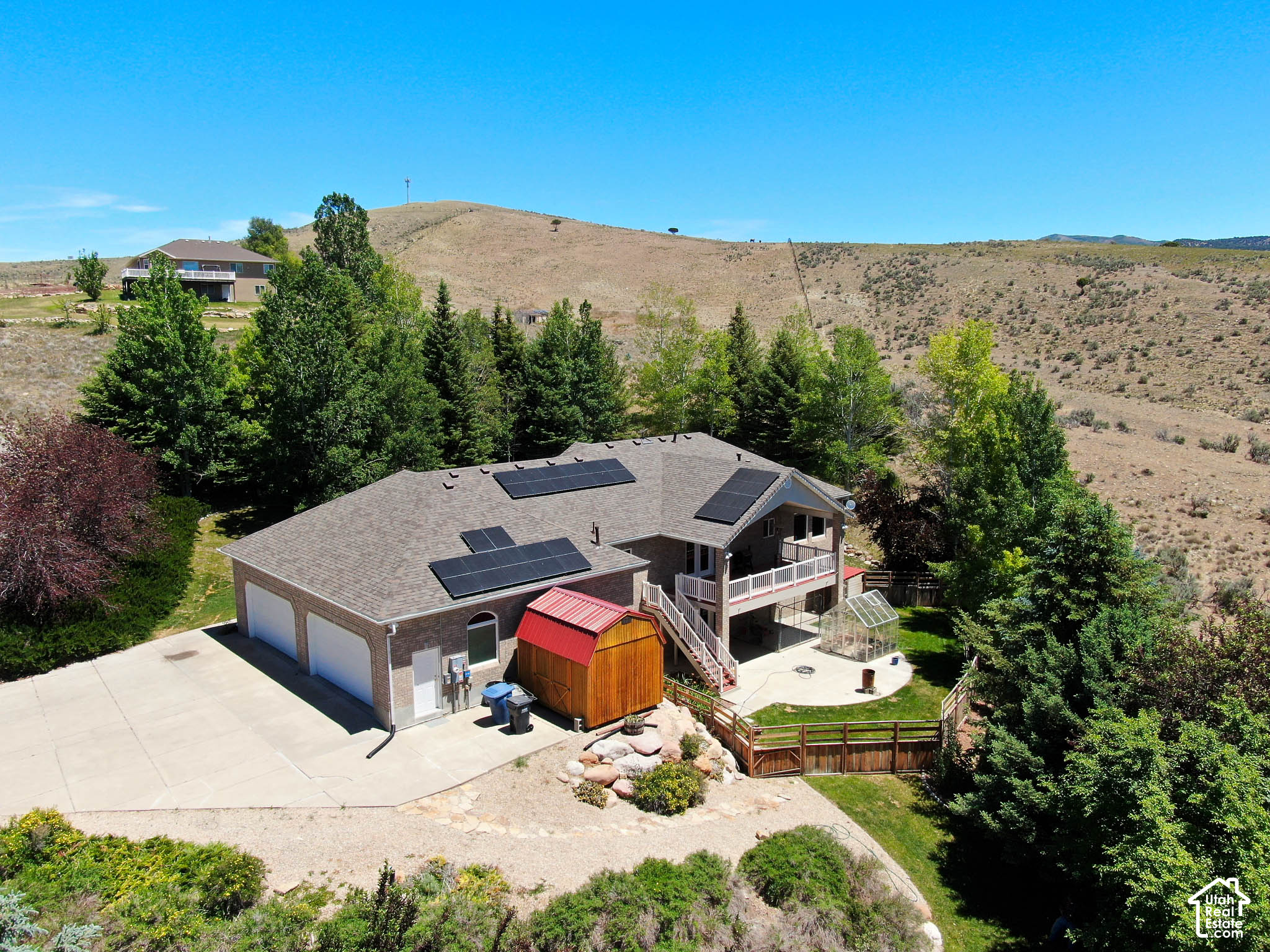 main property photo 42