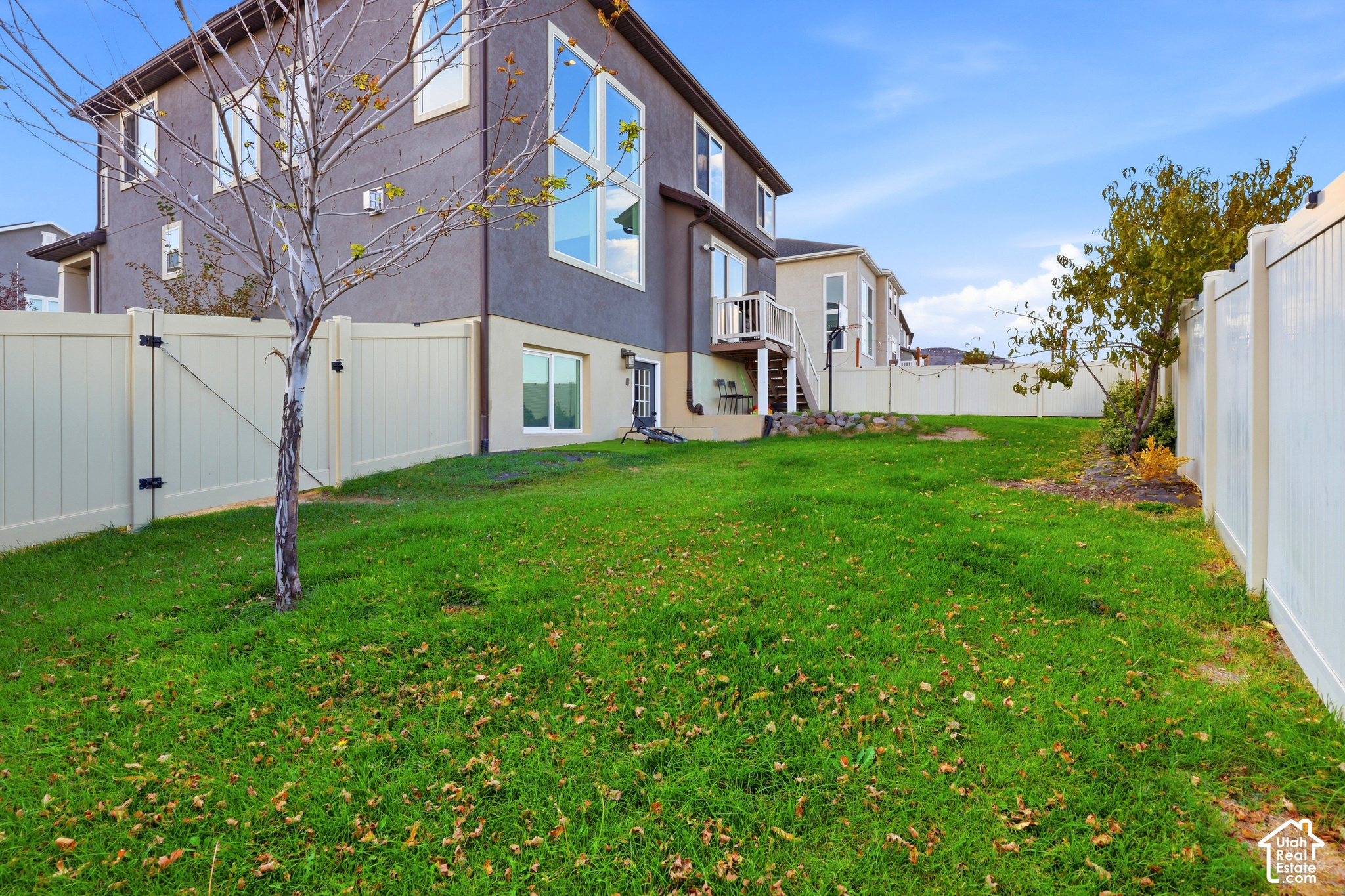 main property photo 42