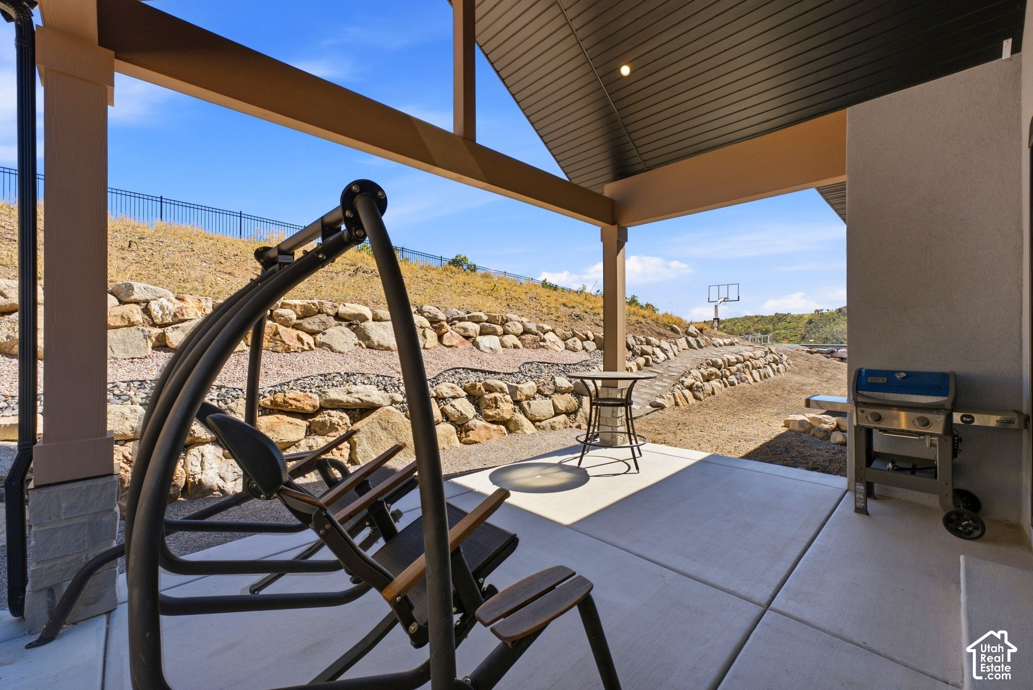 main property photo 47