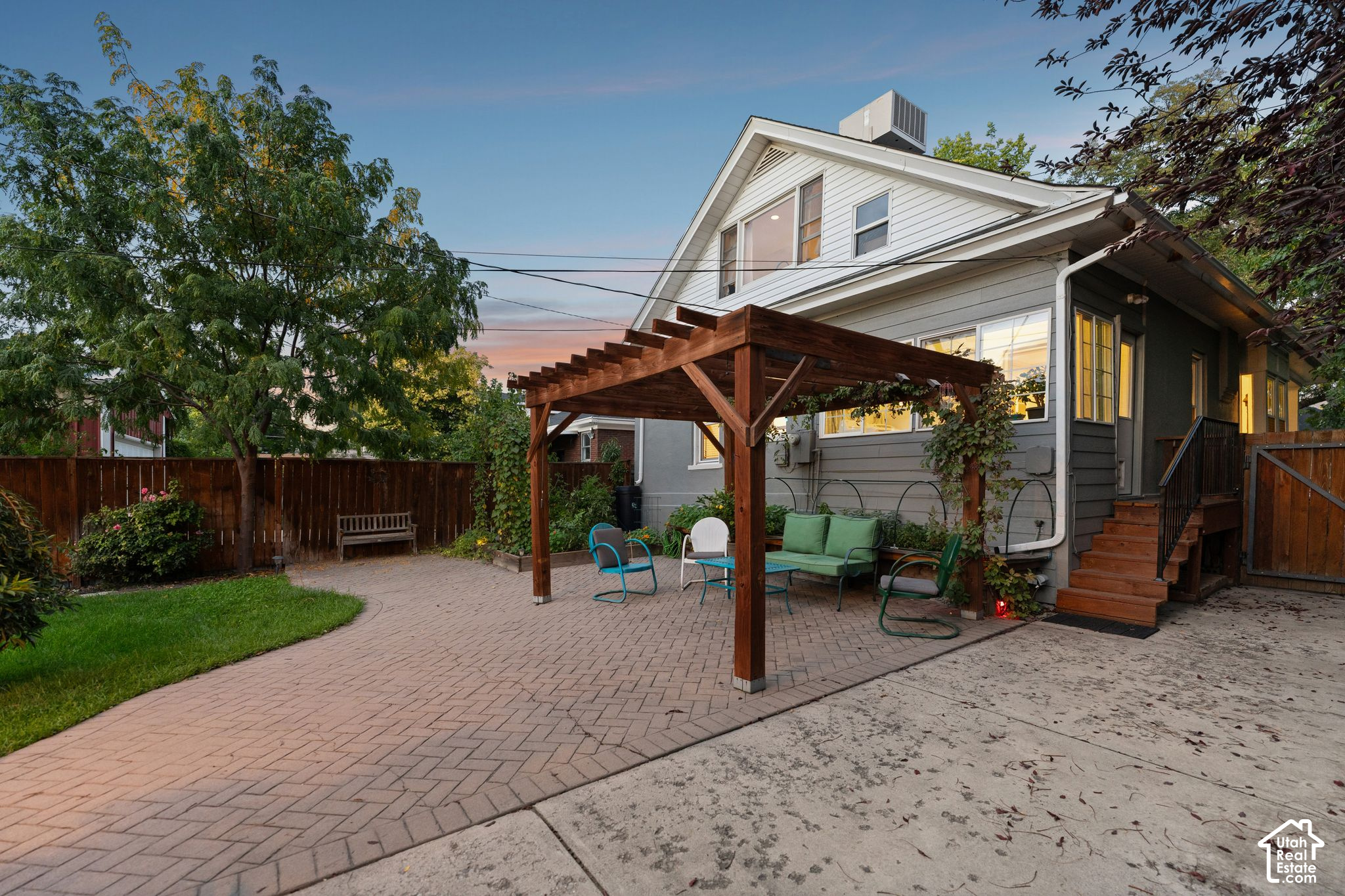 main property photo 35