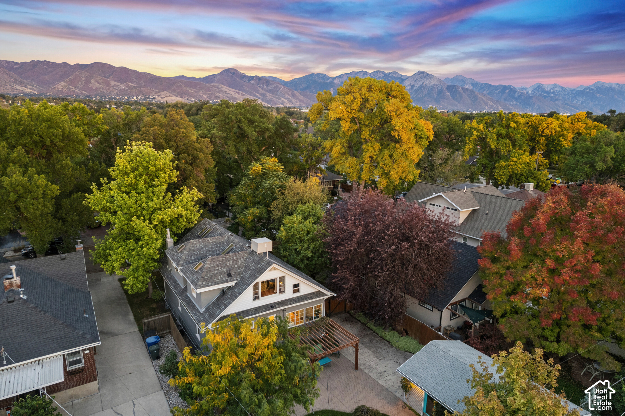 main property photo 38