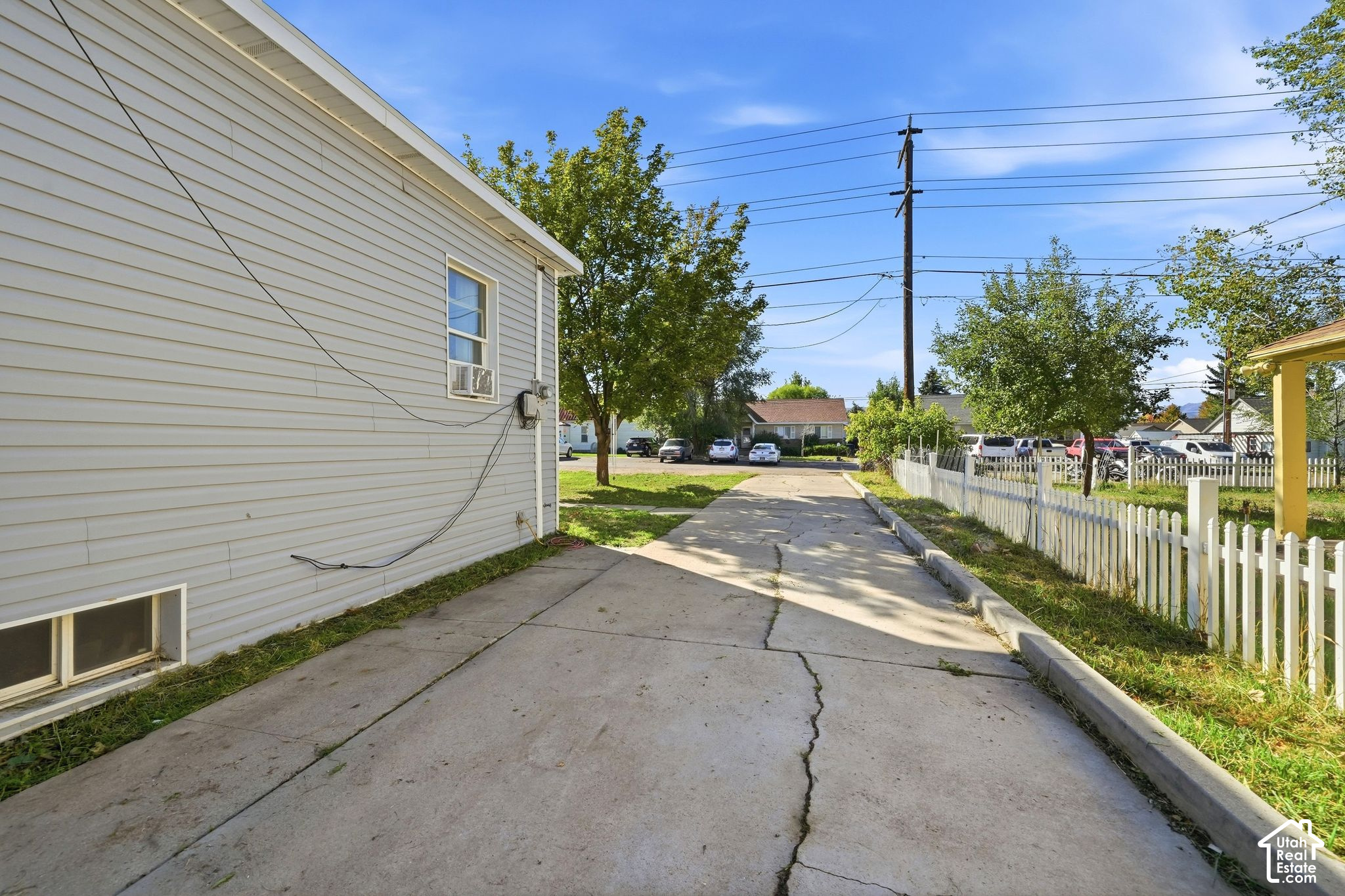 main property photo 27