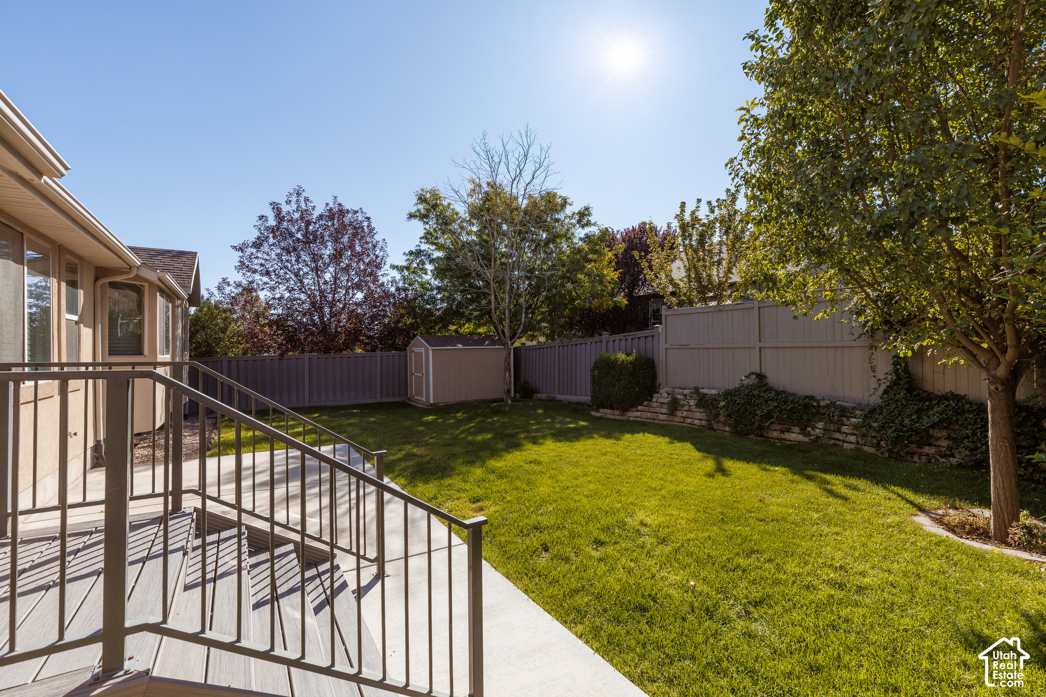 main property photo 34