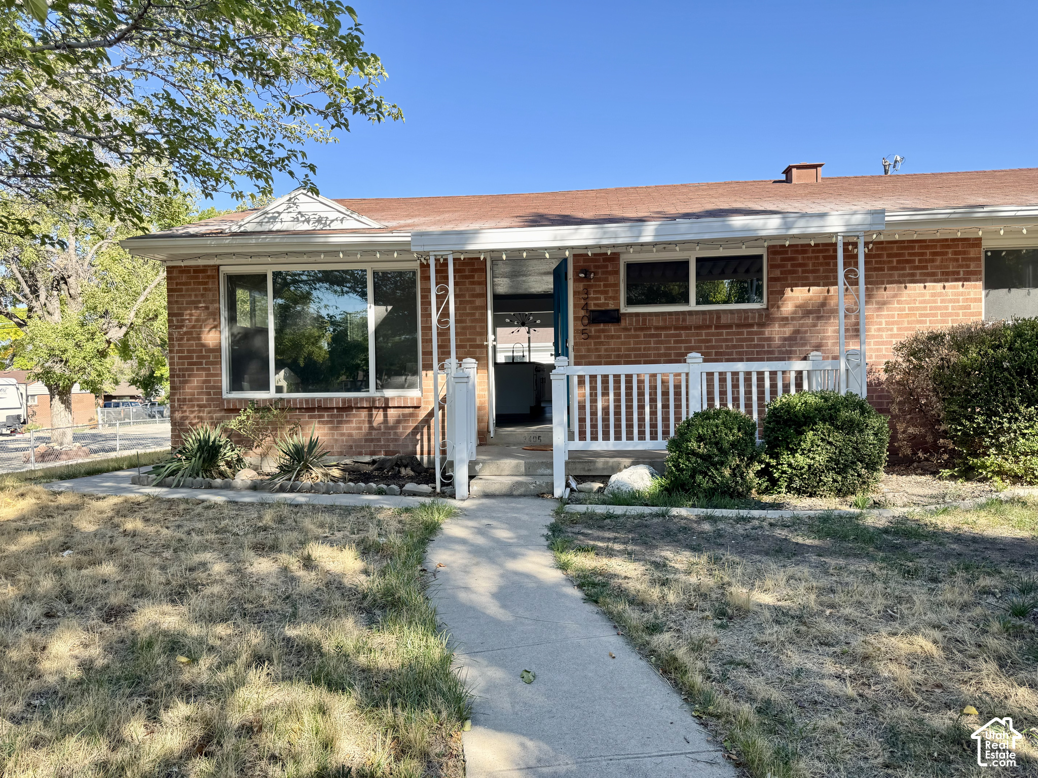 main property photo 14