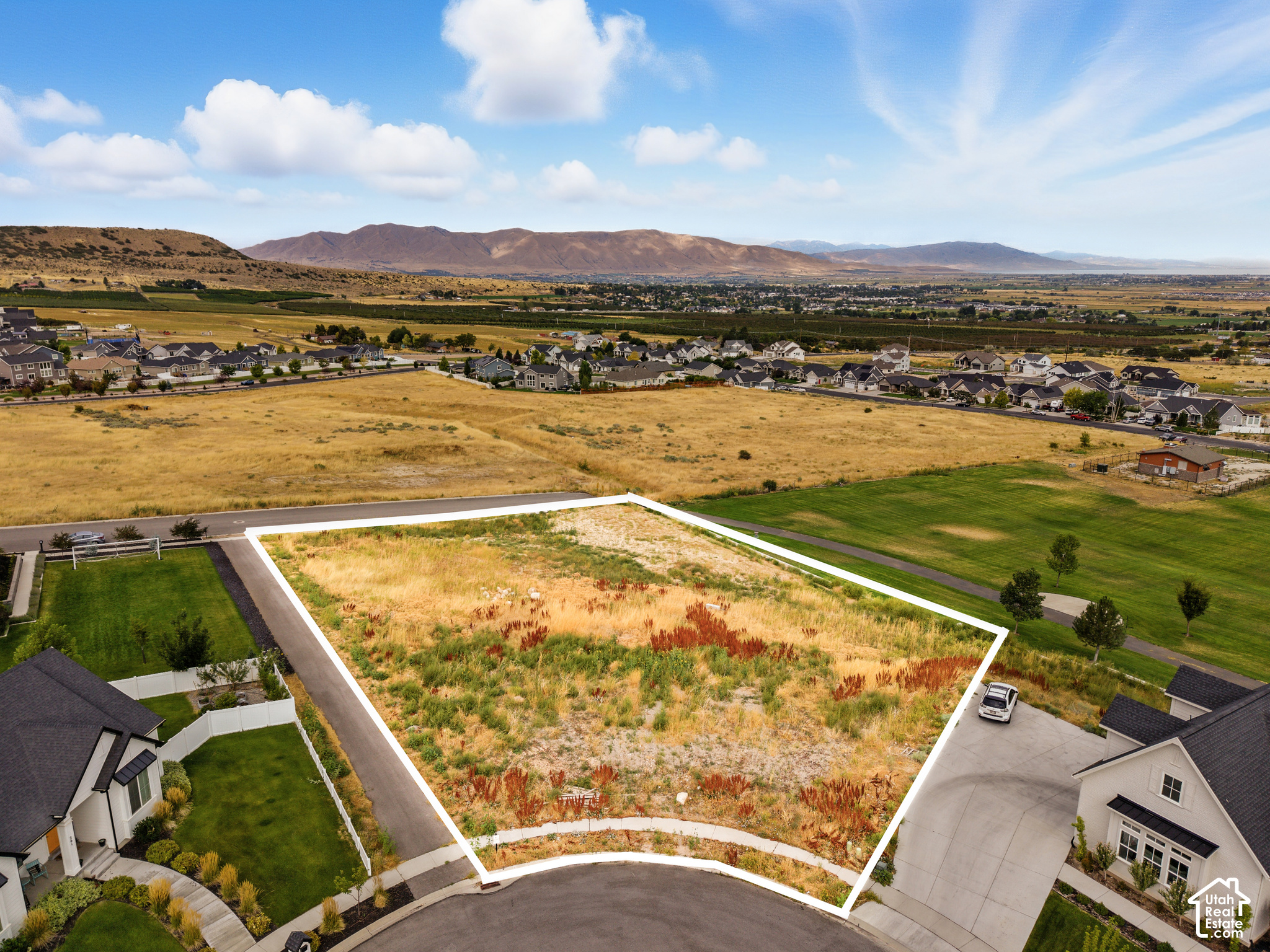 main property photo 3